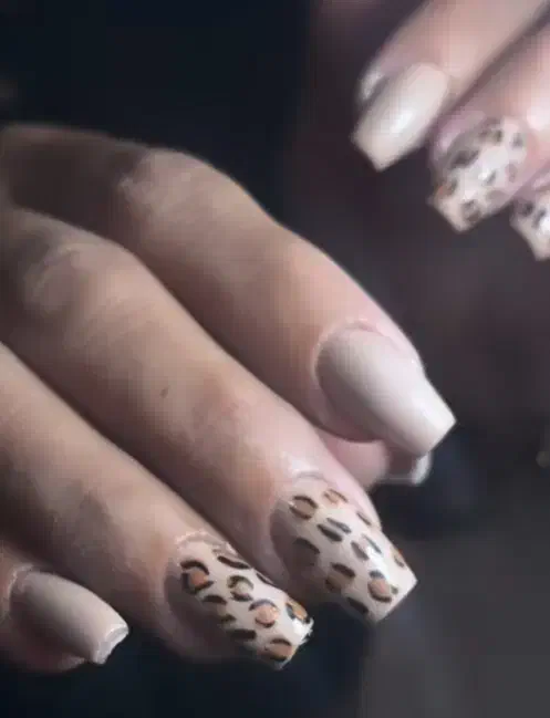 .خدمات کاشت ناخن و بافت و کراتین مو.|خدمات آرایشگری و زیبایی|مشهد, شهرک شهید باهنر|دیوار