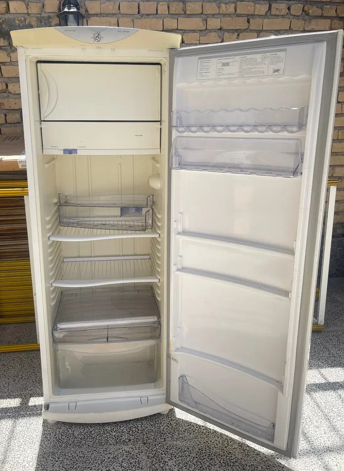 یخچال ۱۱ فوت مارک ویرپول|یخچال و فریزر|مرودشت, پشت سایپا|دیوار