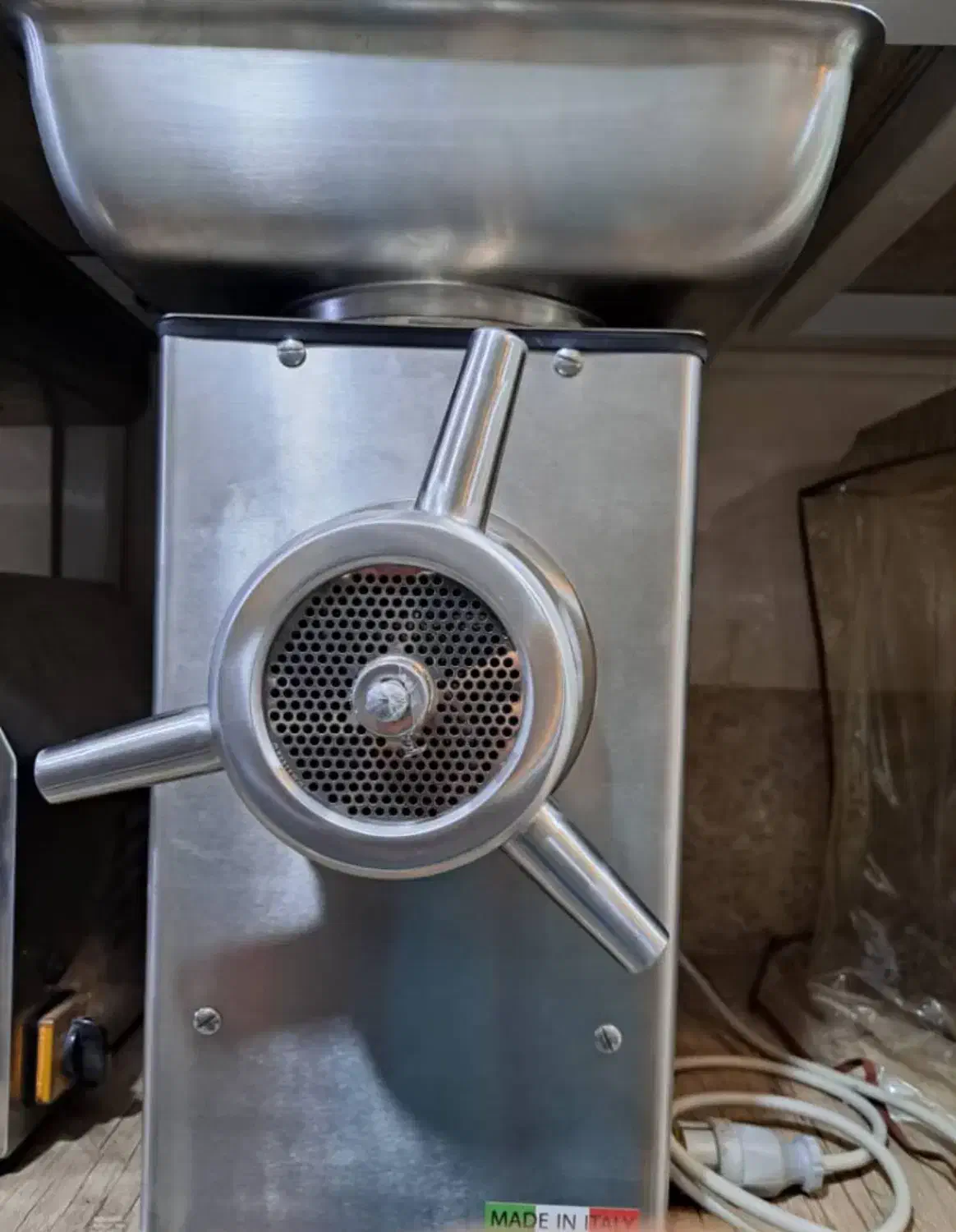 چرخ گوشت امگا بدنه استیل|ماشینآلات صنعتی|تهران, زرگنده|دیوار