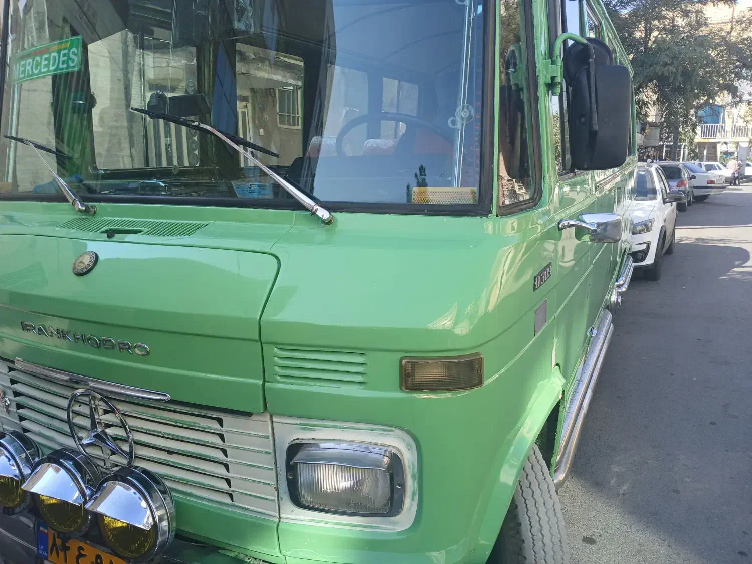 مینی بوس دربستی برای شرکت ها وکارخانجات|خدمات حمل و نقل|مشهد, تلگرد|دیوار