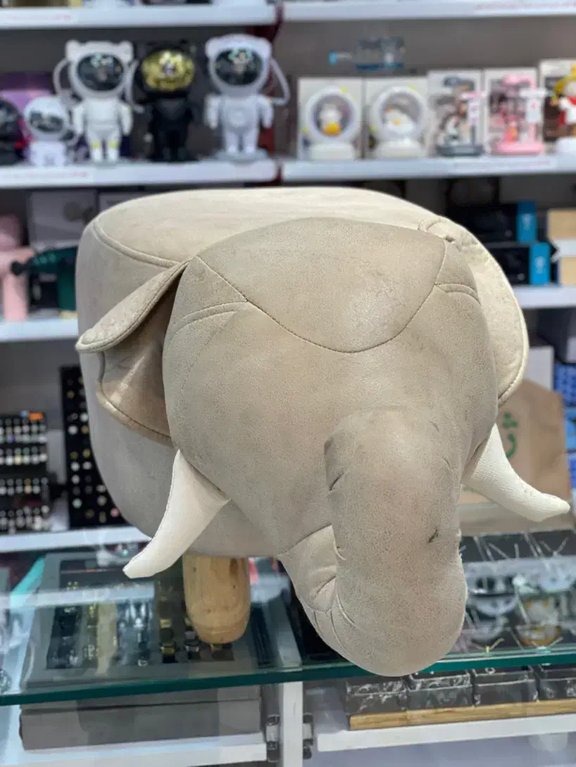 پاف فانتزی فیل|صندلی و نیمکت|قدس, شهرقدس|دیوار