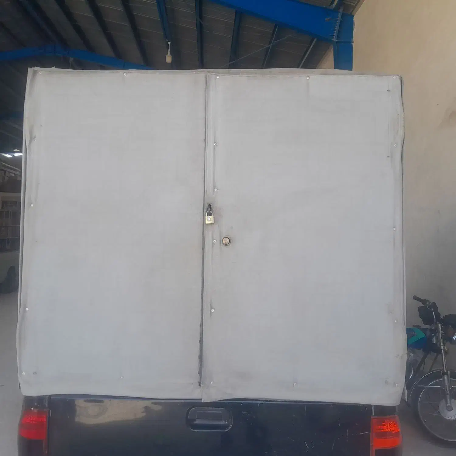 اتاق عقب پراید بار|قطعات یدکی و لوازم جانبی|شیراز, سرو|دیوار