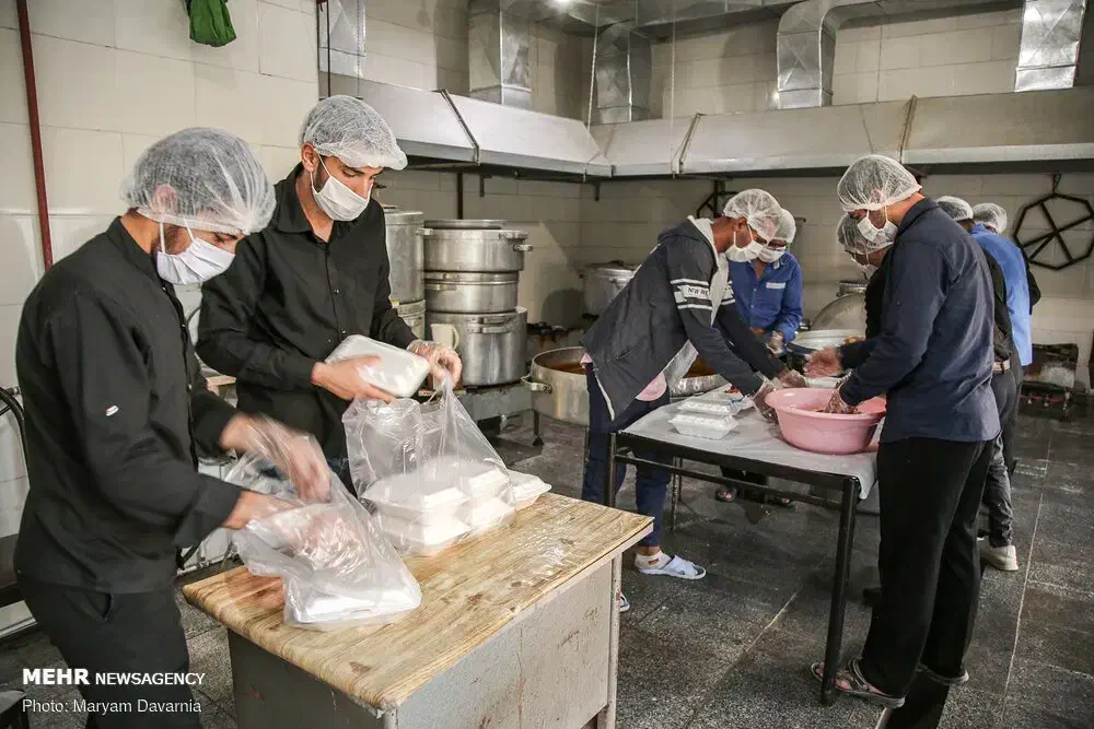 کارگر ساده خانم یا آقا ( کترینگ)|استخدام خدمات فروشگاه و رستوران|تهران, دریاچه شهدای خلیج فارس|دیوار