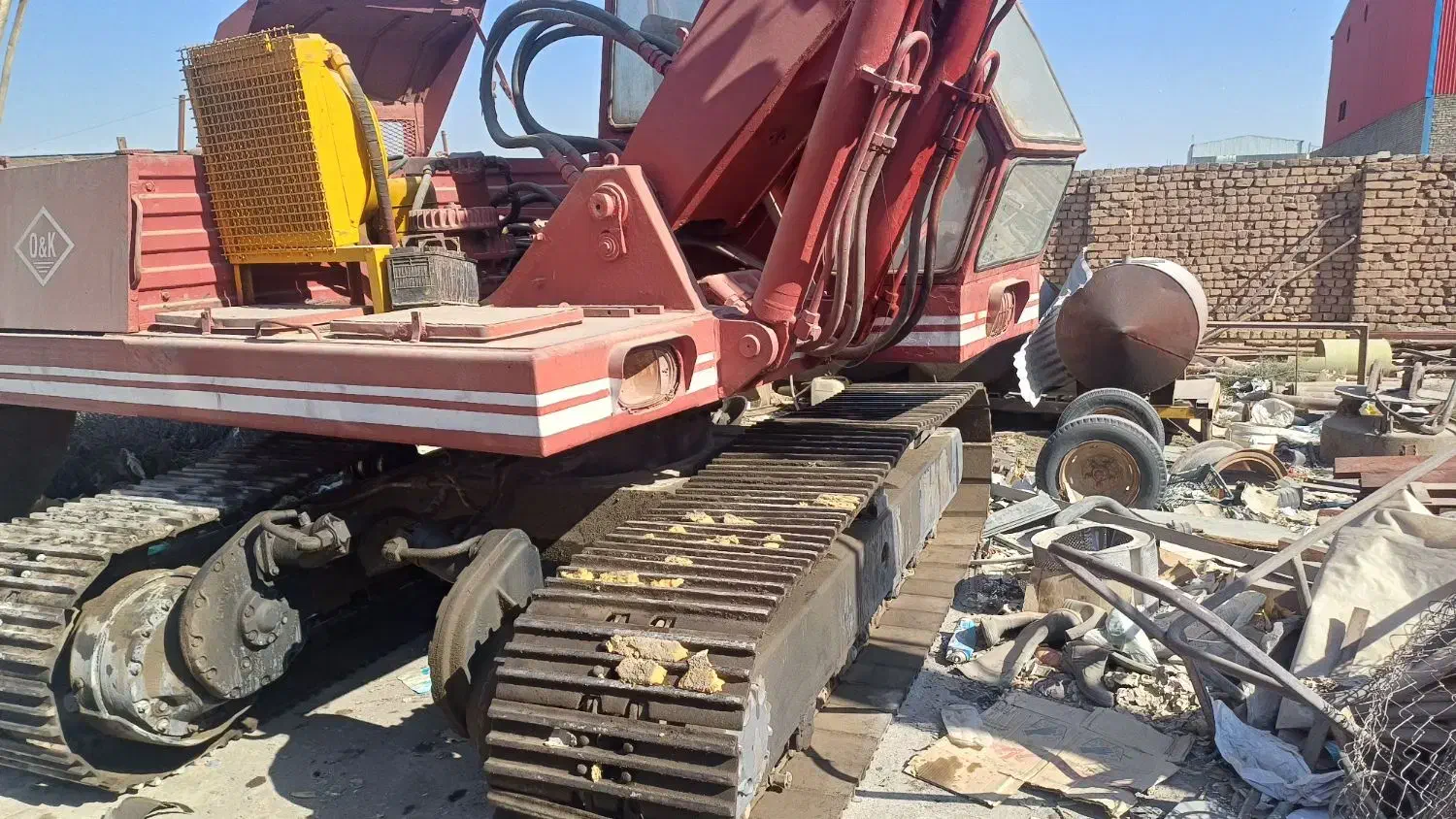 بیل مکانیکی زنجیری|خودرو سنگین|لنجان, |دیوار