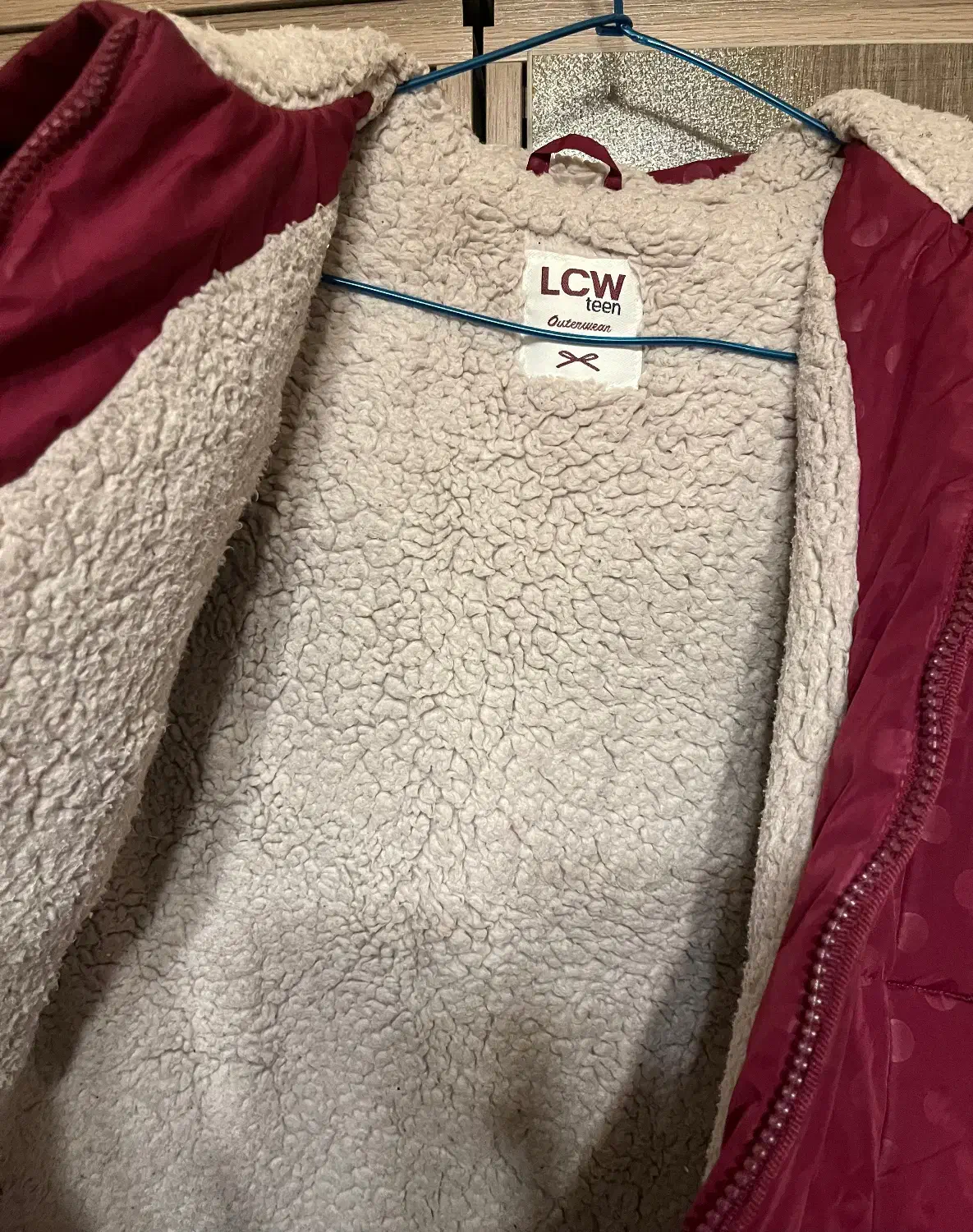 کاپشن دخترانه خارجی|کفش و لباس بچه|تهران, فلسطین (میدان انقلاب)|دیوار