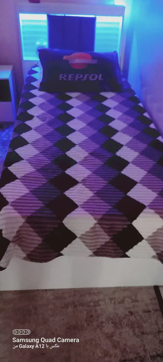 تختخواب|تخت و سرویس خواب|فولادشهر, C2|دیوار