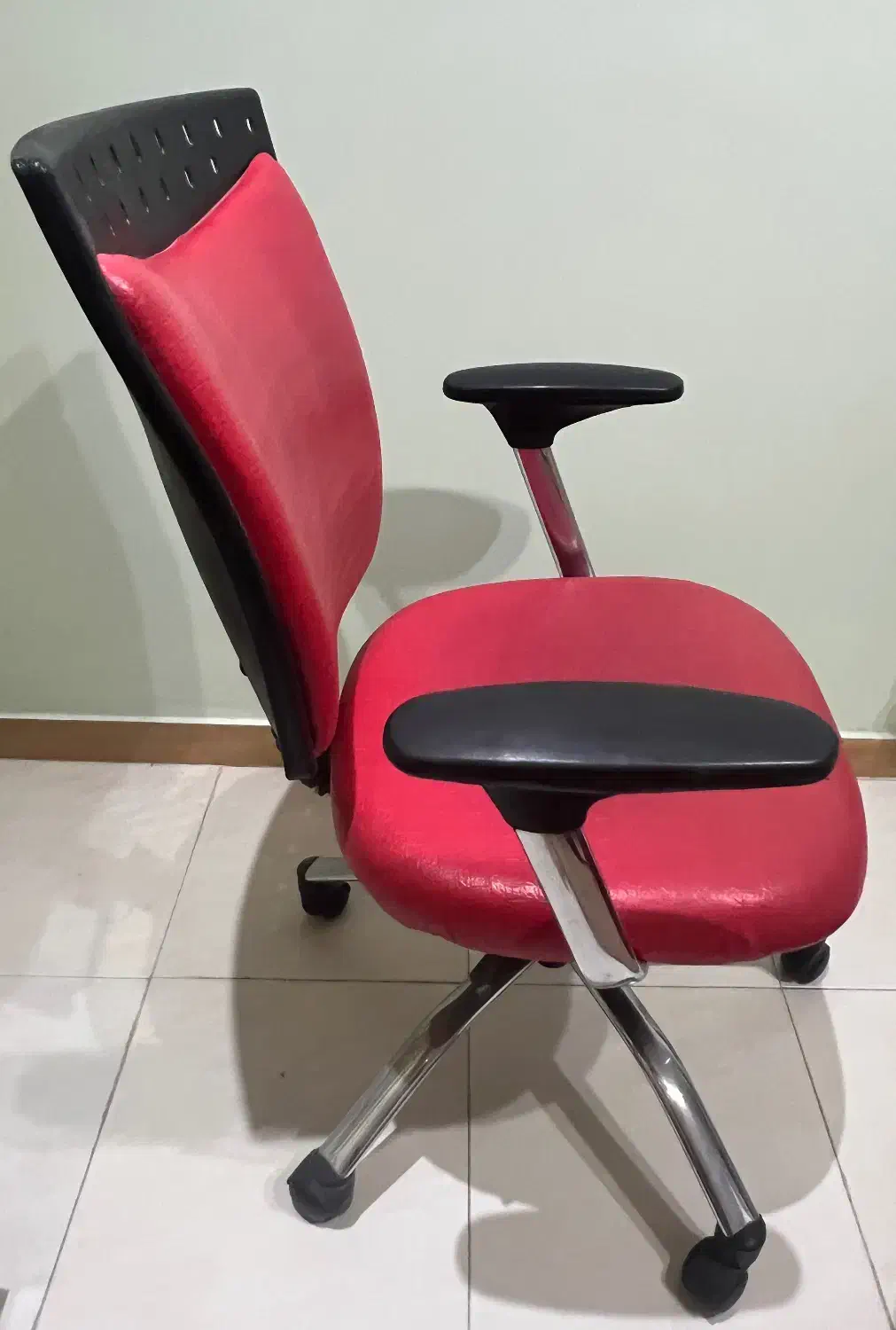 صندلی کامپیوتر|صندلی و نیمکت|فشاپویه, |دیوار