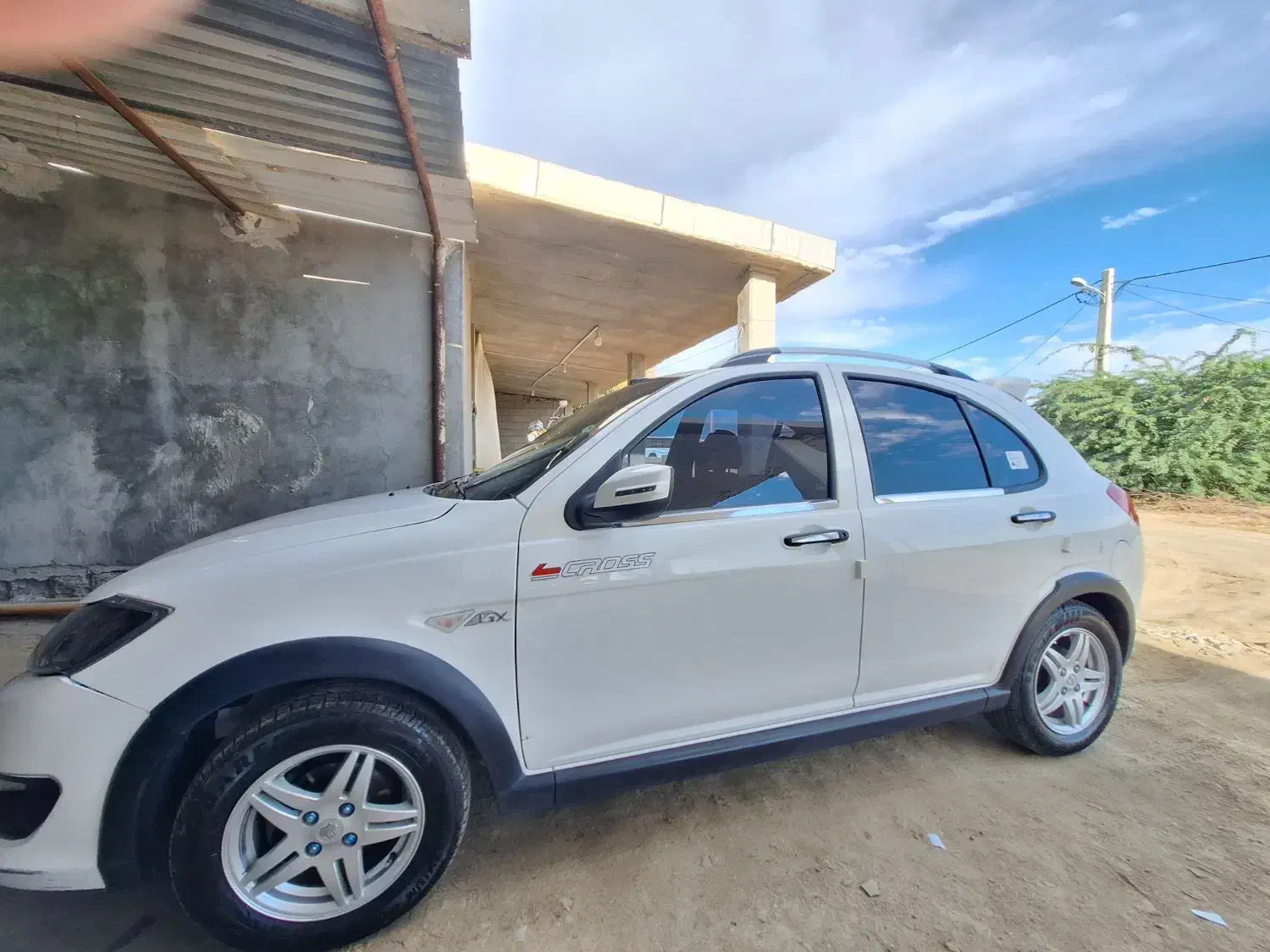 کوئیک|خودرو سواری و وانت|کنارک, |دیوار