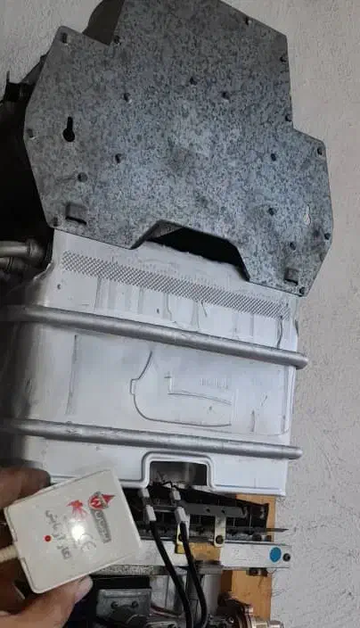 رفع خرابی پکیج و ابگرمکن سرویس و تعمیرات|خدمات پیشه و مهارت|مینودشت, |دیوار