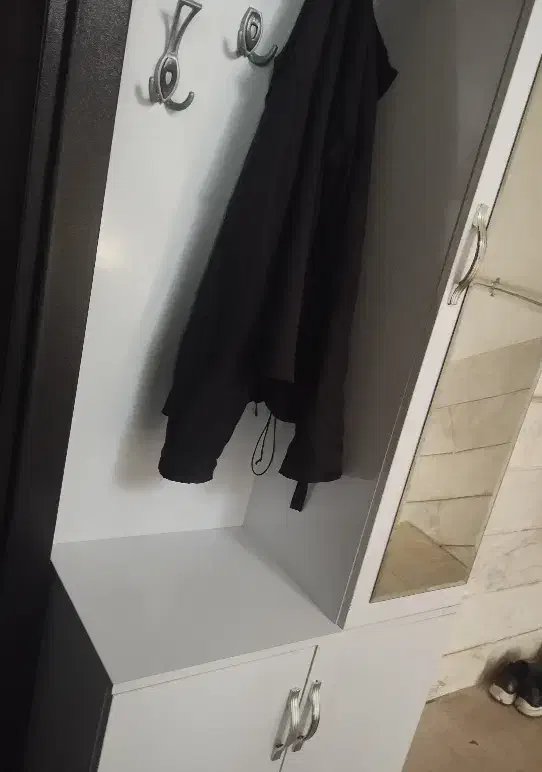 تعدادی وسایل منزل چوبی|جاکفشی، کمد، دراور|محلات, |دیوار