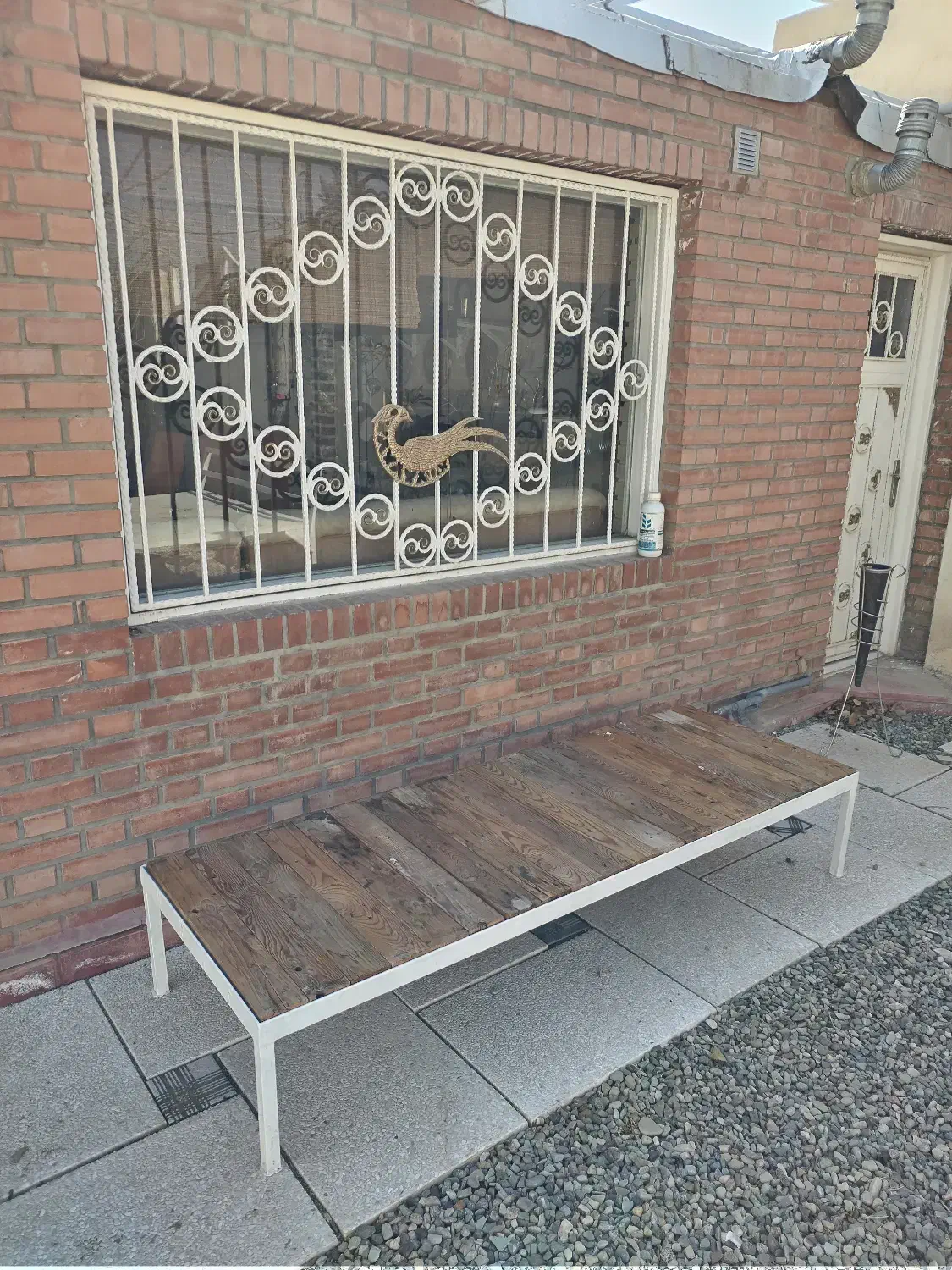 تخت باغی|تخت و سرویس خواب|کرج, کلاک پایین|دیوار