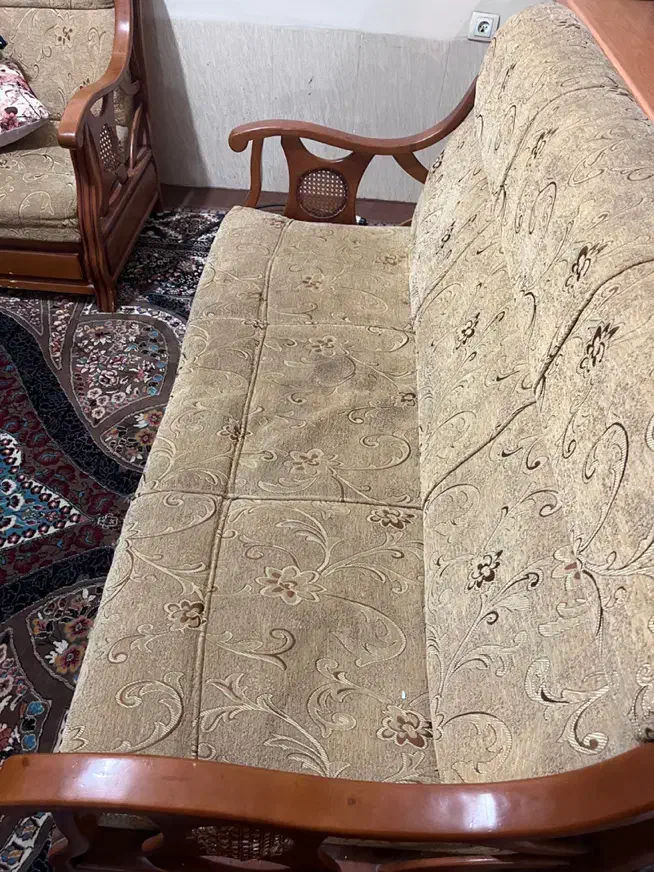 مبل هفت نفره بدون ایراد|مبلمان خانگی و میز عسلی|شیراز, اصلاح‌نژاد|دیوار