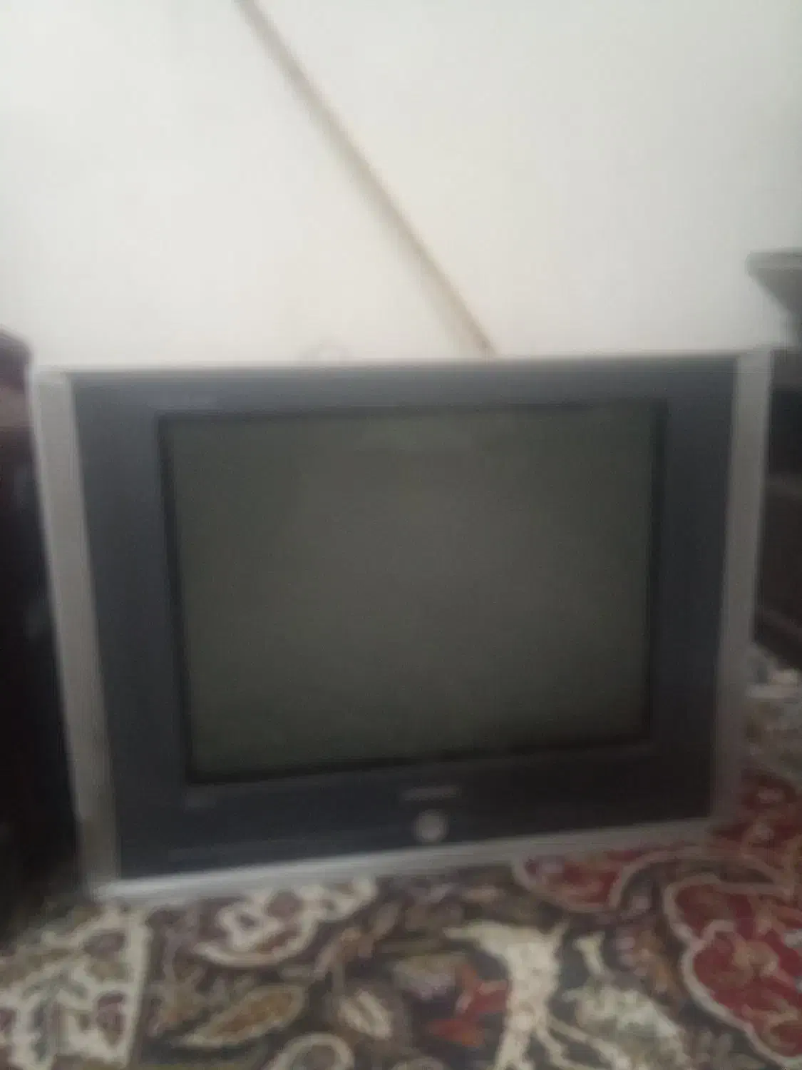 تلویزیون رنگی ۲۱و۱۴ اینج رنگی|تلویزیون و پروژکتور|مشهد, خواجه ربیع|دیوار