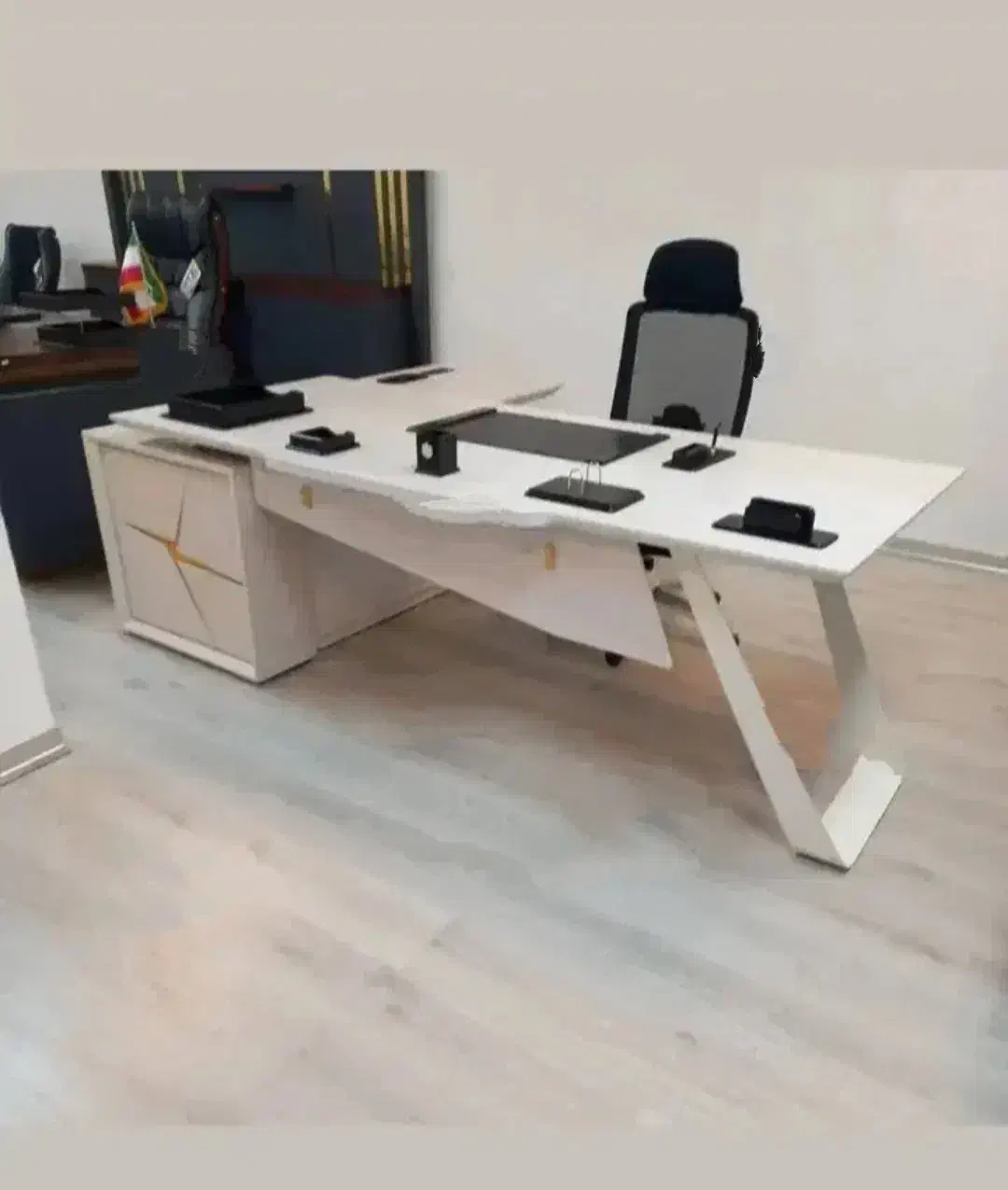 میز LShaped//صندلی مدیریت/میزمدولار/صندلی اداری|دفتر کار|قروه, |دیوار