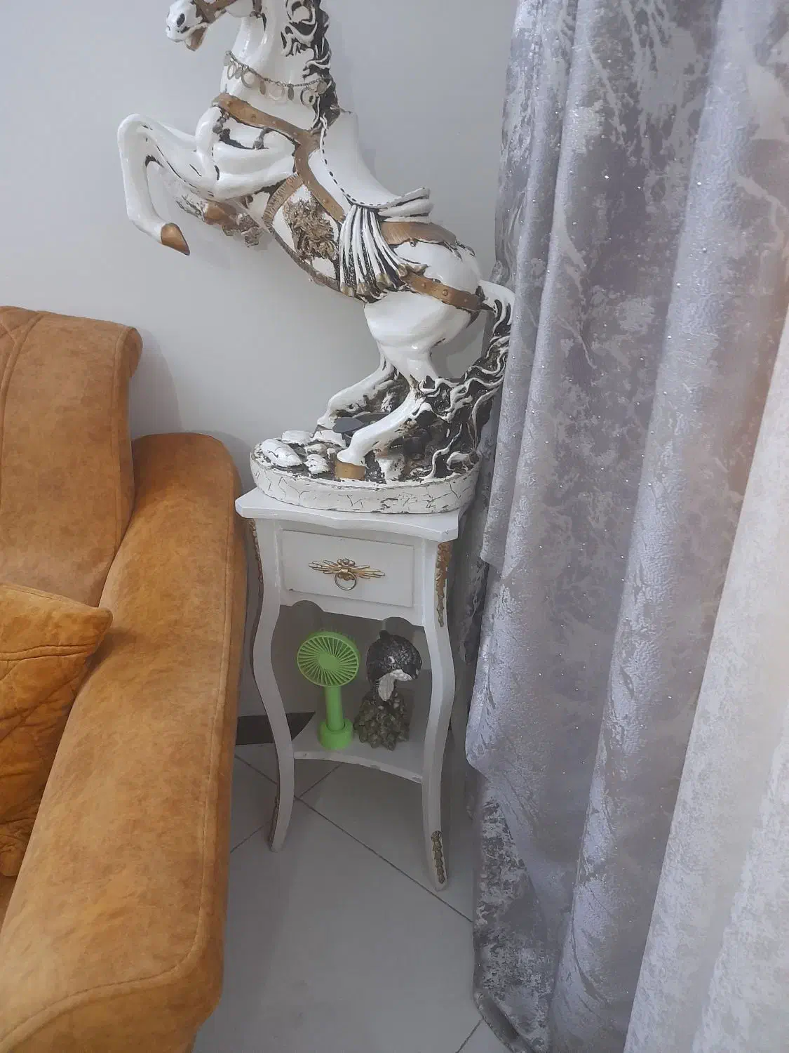 ۲،۵۰۰،۰۰۰|میز تلویزیون|تهران, آهنگران (سراسیاب دولاب)|دیوار