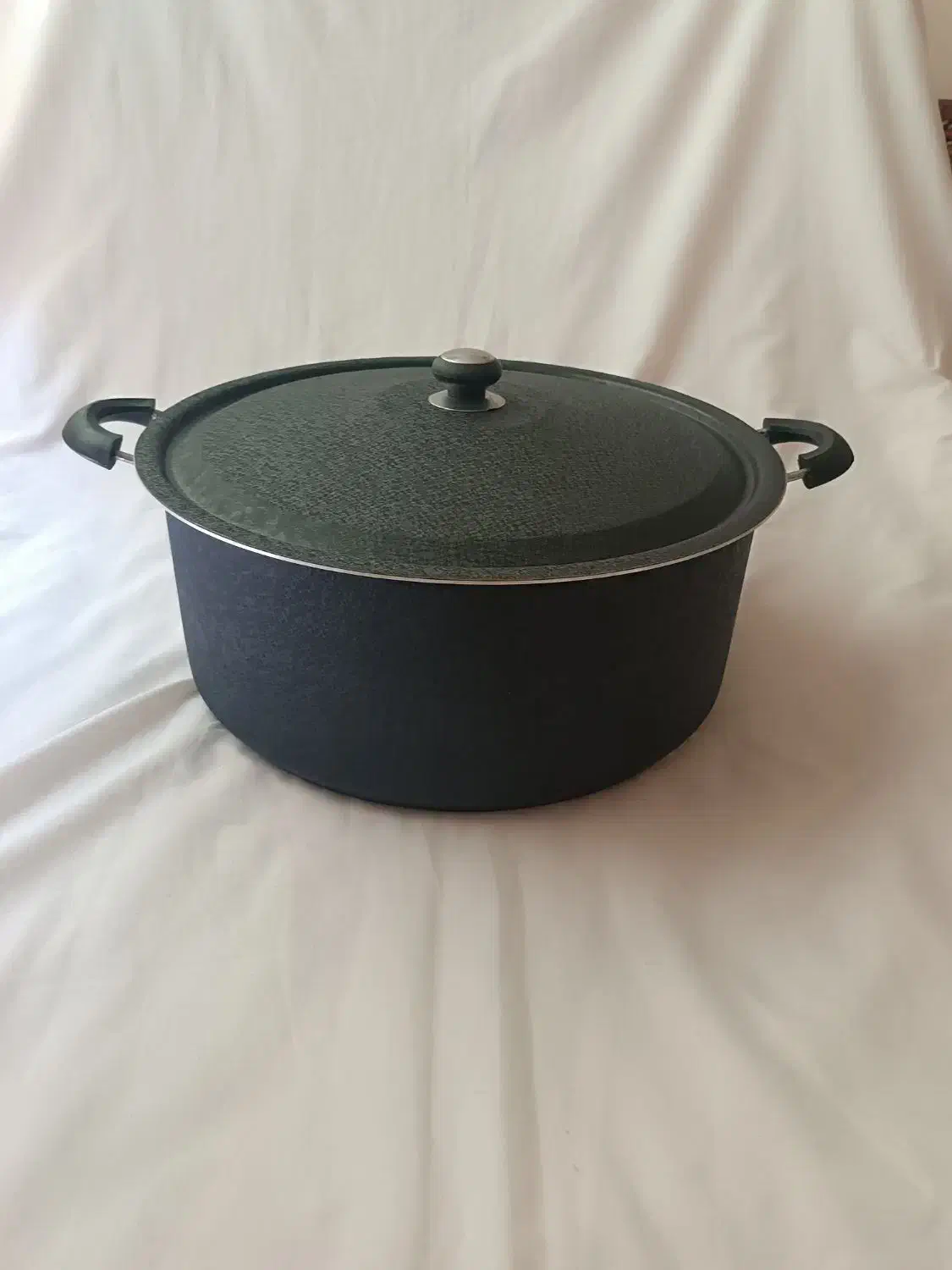 قابلمه|ظروف پخت‌وپز|قوچان, |دیوار