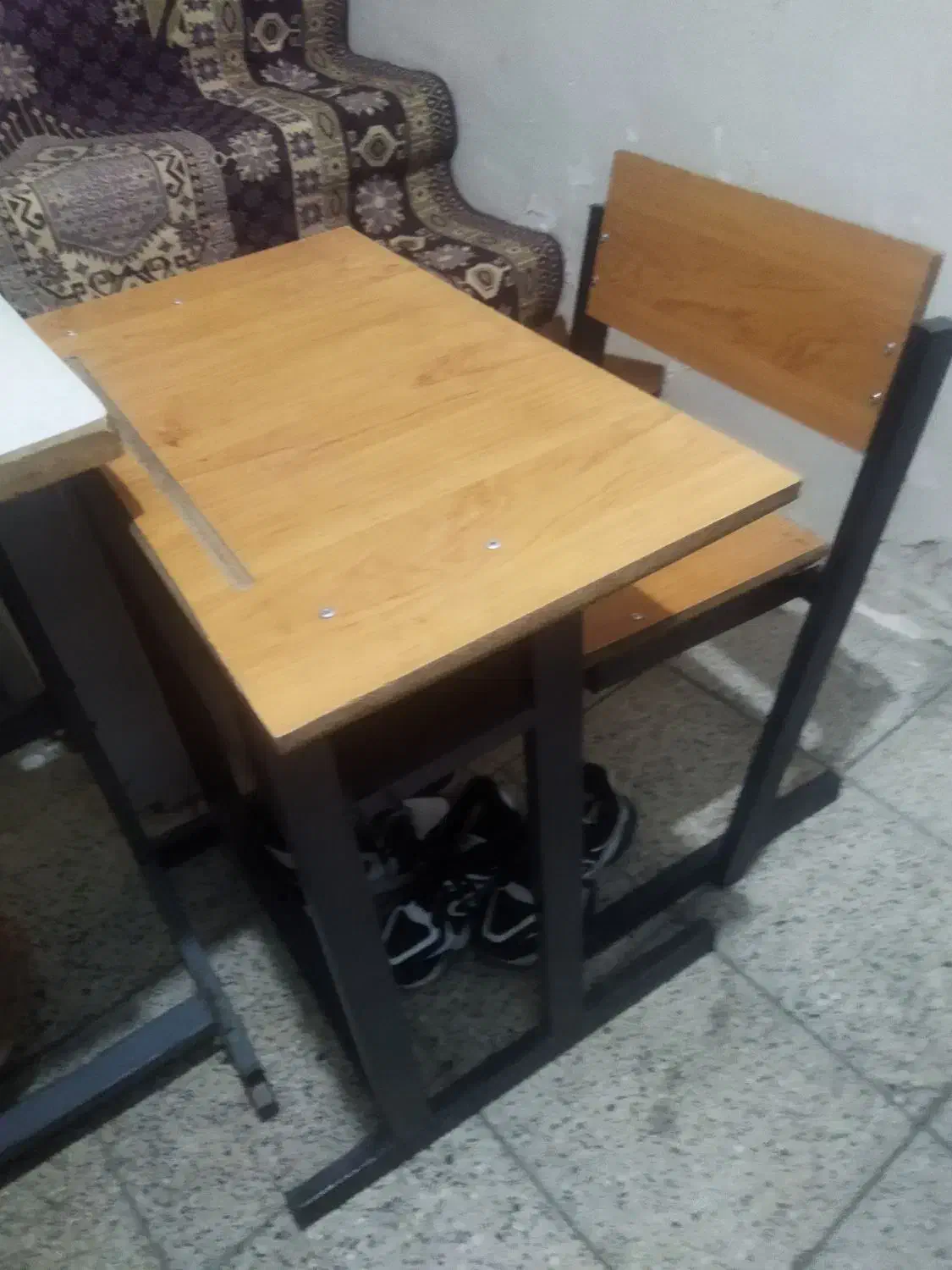 نیمکت مدرسه تک نفره|صندلی و نیمکت|ارومیه, |دیوار