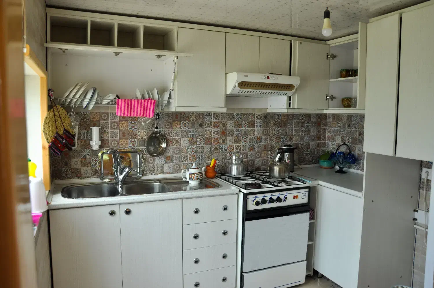 اجاره کلبه دربست با تضمین نظافت در رامسر|اجارهٔ کوتاه‌مدت ویلا و باغ|رامسر, |دیوار