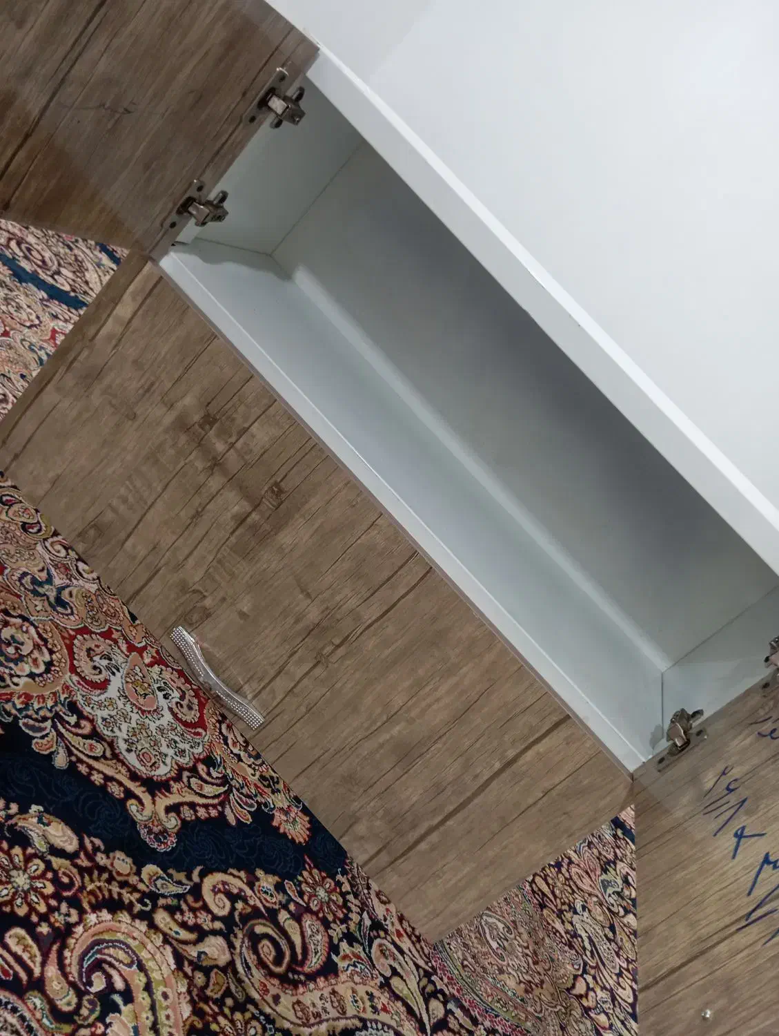 آبچکان نو|آب‌چکان و نظم‌دهنده ظروف|تبریز, |دیوار