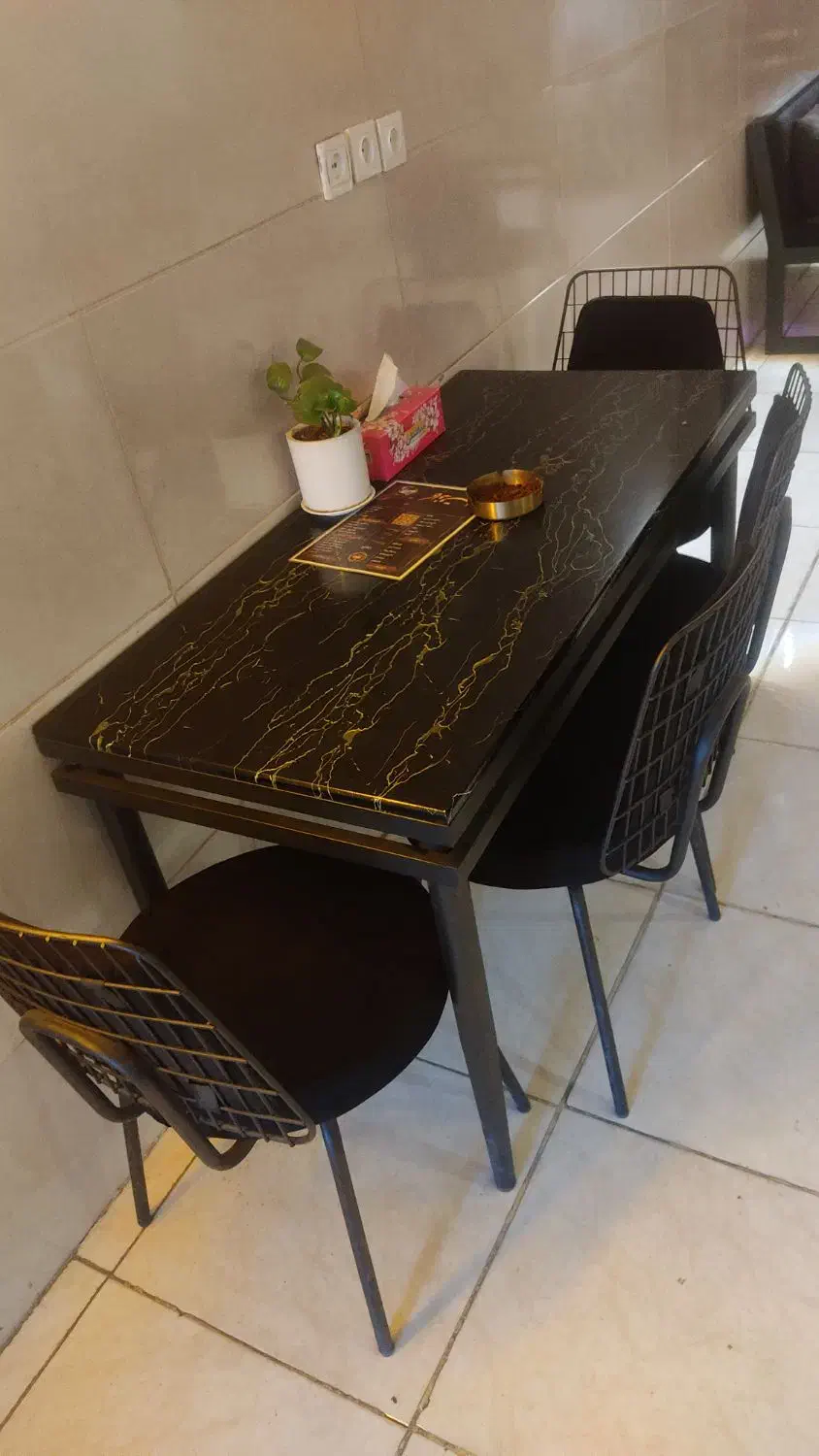 میز و صندلی و نیمکت|صندلی و نیمکت|اسلام‌شهر, شهرک قائمیه|دیوار