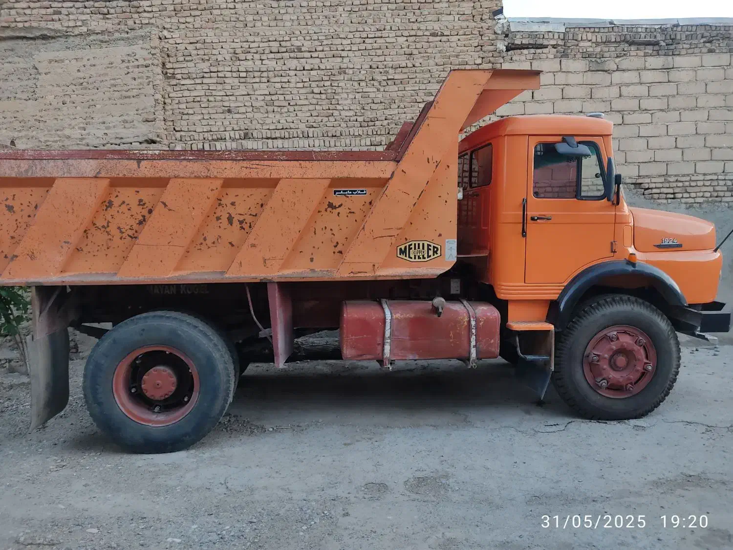 جویای کار کمپرسی بنزتک در کل استان|خدمات حمل و نقل|بندرعباس, |دیوار