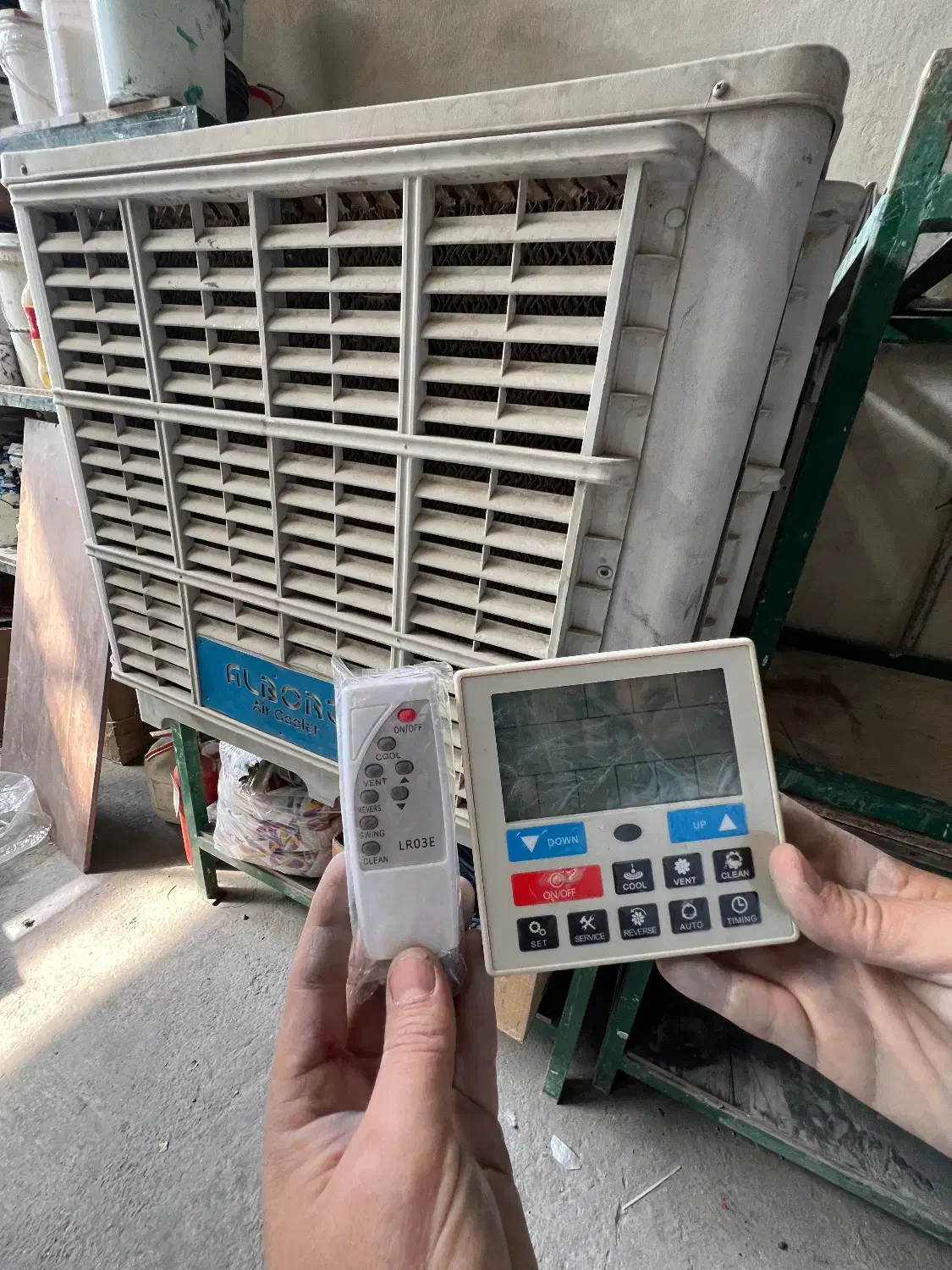 فروش کولر ۱۸۰۰۰ آبی و کولر گازی|کولر گازی و فنکوئل|فردوسیه, |دیوار