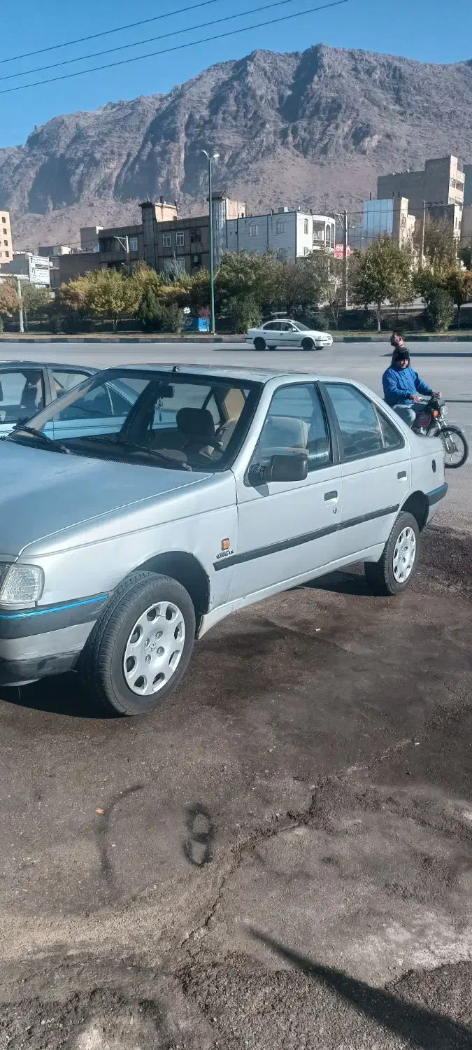 فروش پژو ۴۰۵ مدل ۹۰|خودرو سواری و وانت|خرم‌آباد, |دیوار