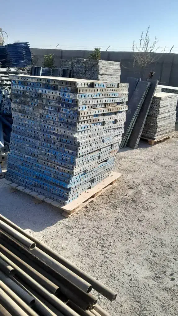 جک۵متری اسکافلدقالب|مصالح و تجهیزات ساختمان|قم, قلعه صدری|دیوار