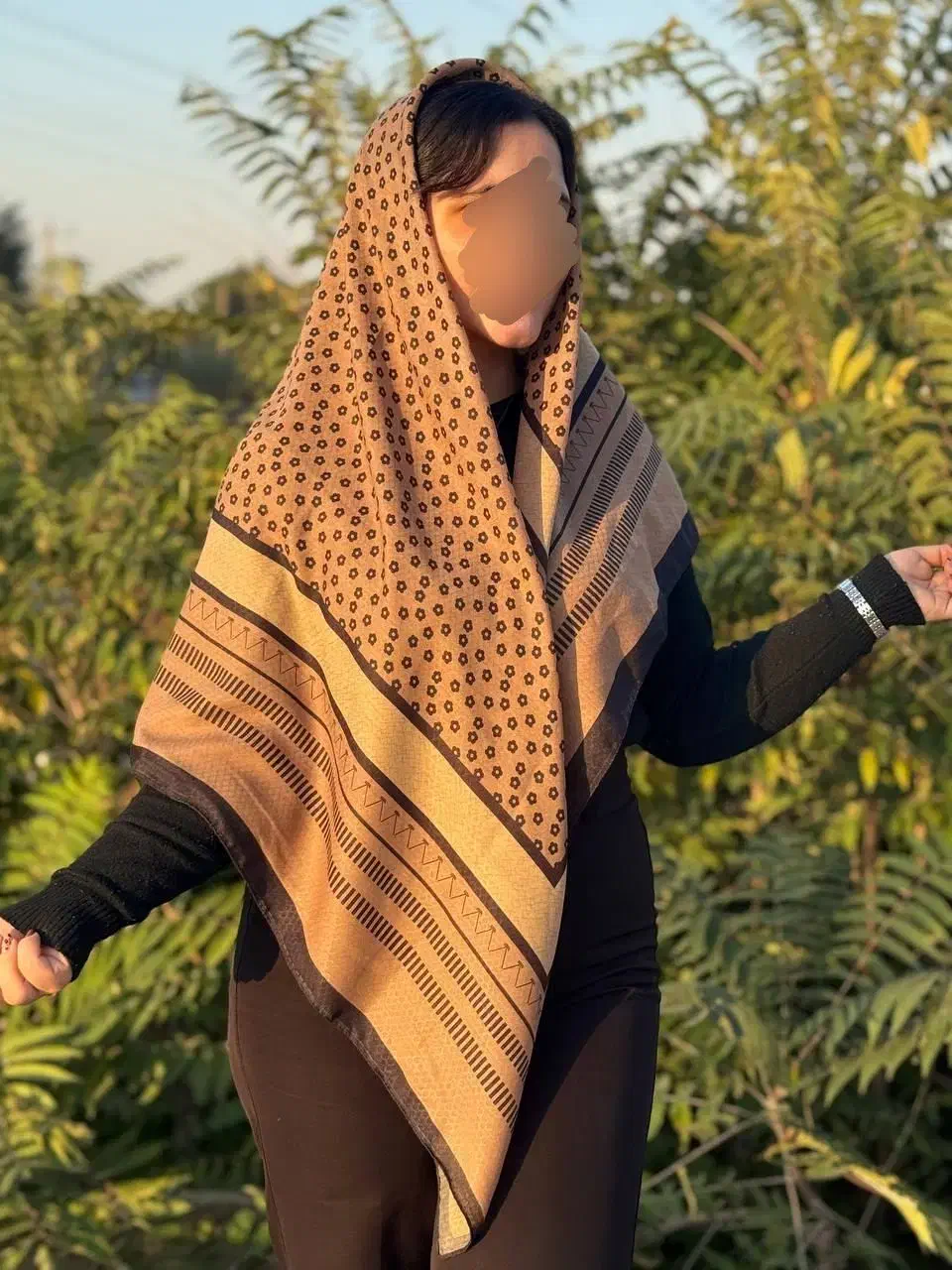 فروش انواع شال و روسری|لباس|خرمآباد, |دیوار