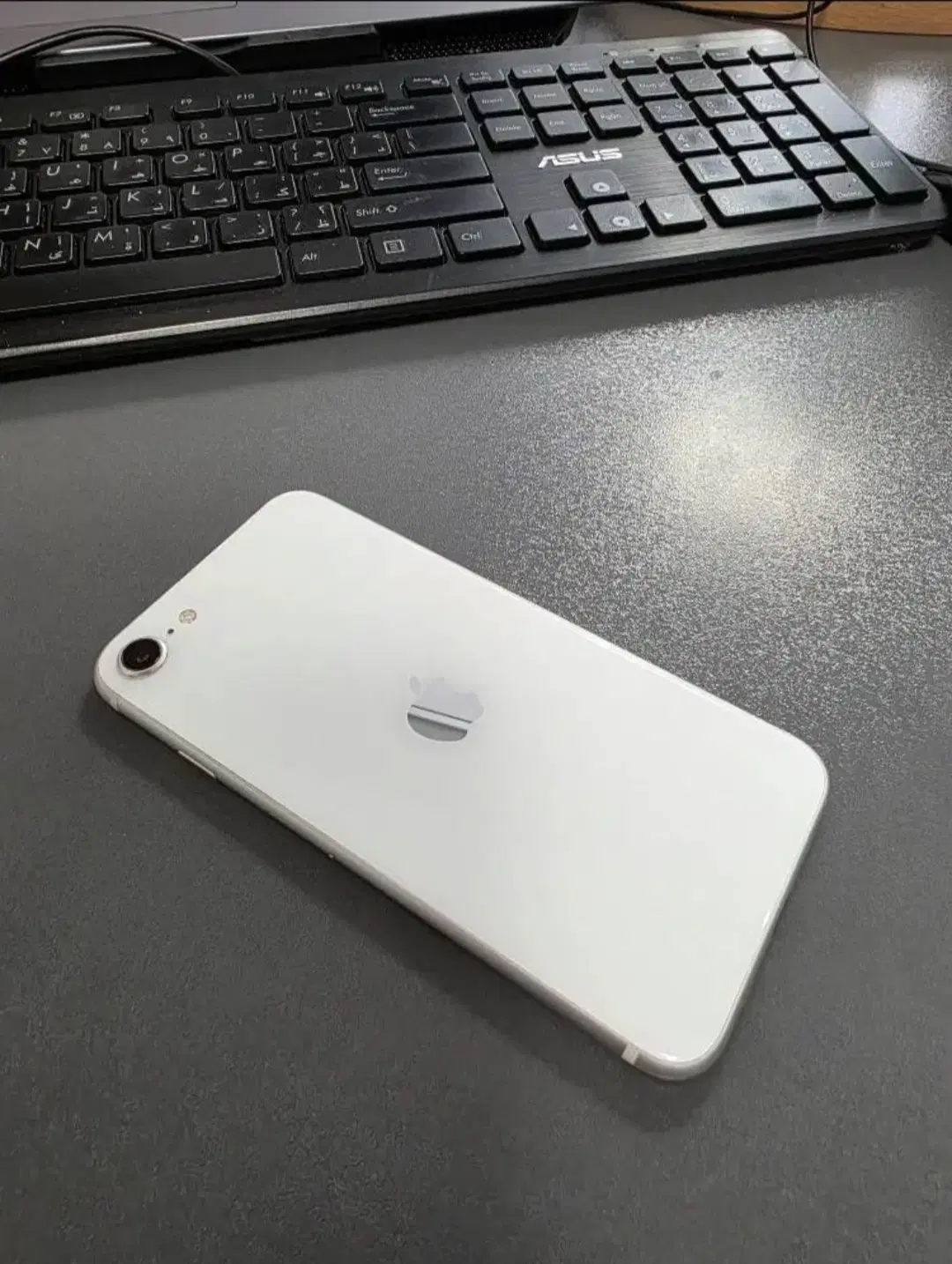 iphone se 2020|موبایل|خرم‌آباد, |دیوار