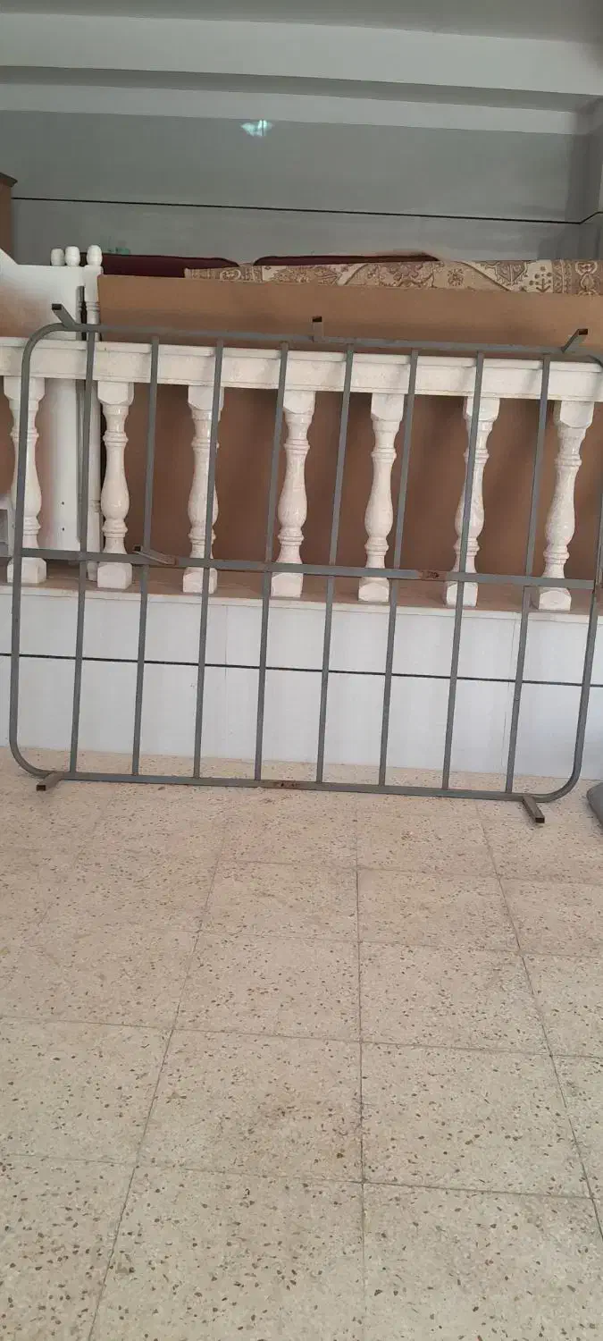 پایه اهنی تخت ۲نفره|تخت و سرویس خواب|قزوین, |دیوار