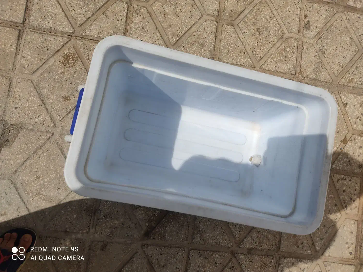 کلمن|ظروف نگهدارنده، پلاستیکی، یکبارمصرف|بروجرد, |دیوار