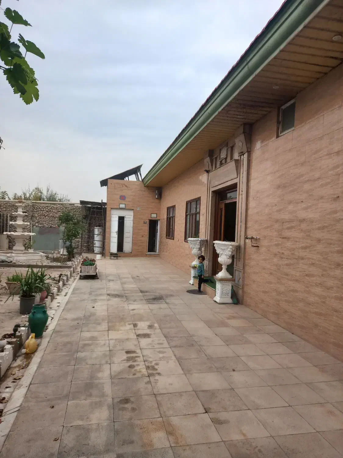 اجاره باغ رستوران و قهوه خانه/ ۱۰ سال سابقه درخشان|اجارهٔ مغازه و غرفه|پاکدشت, پاکدشت (مامازند)|دیوار