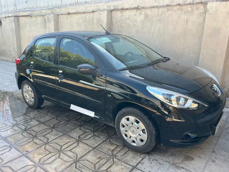 ۲۰۷ سقف فلز ۱۴۰۴|خودرو سواری و وانت|نورآباد ممسنی, |دیوار