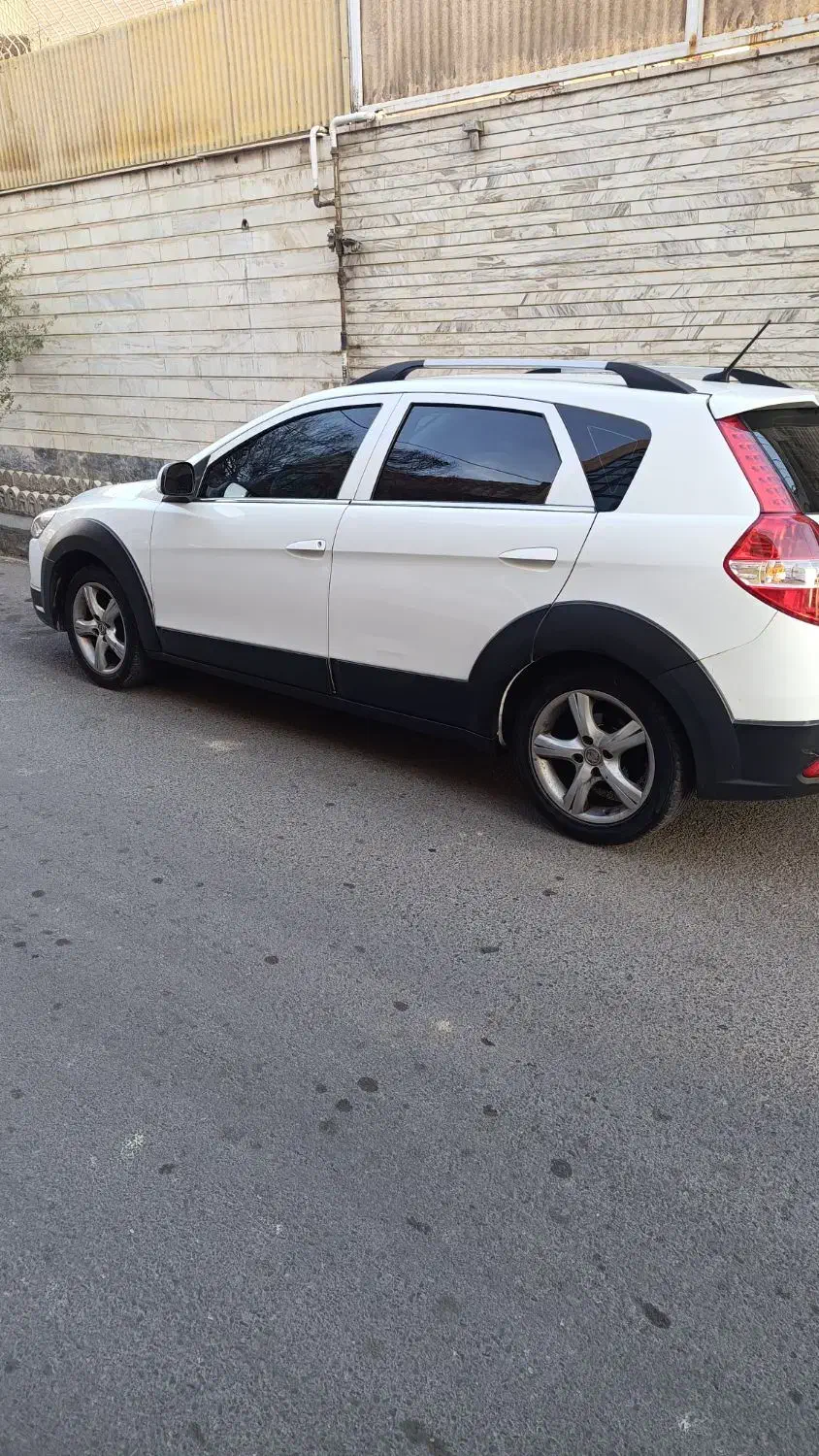 اچ سی کراس 97|خودرو سواری و وانت|قم, زنبیل آباد|دیوار