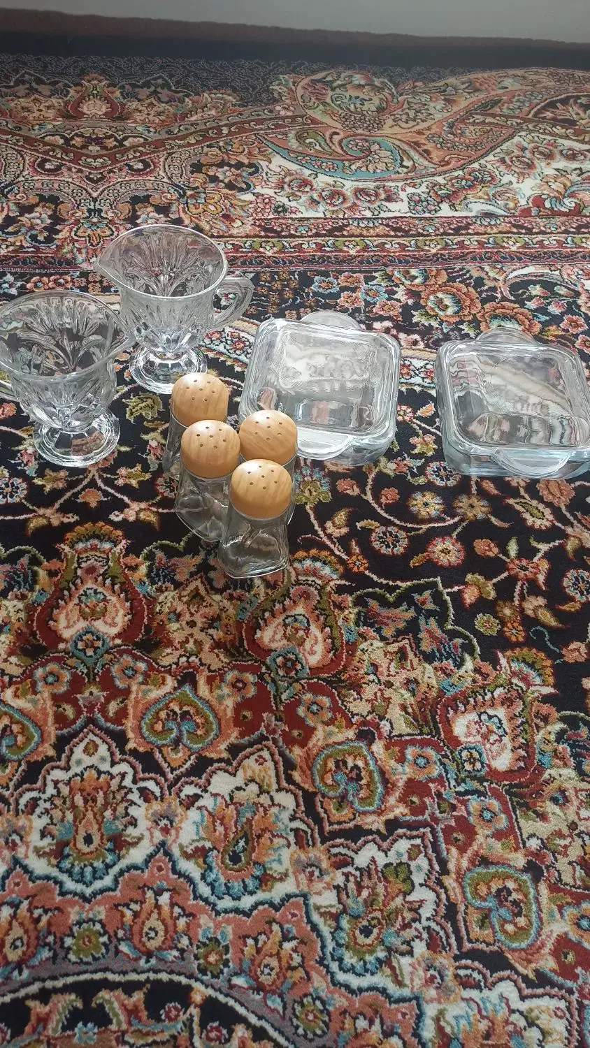 تعدادی وسایل برا باغ|ظروف سرو و پذیرایی|زنجان, |دیوار