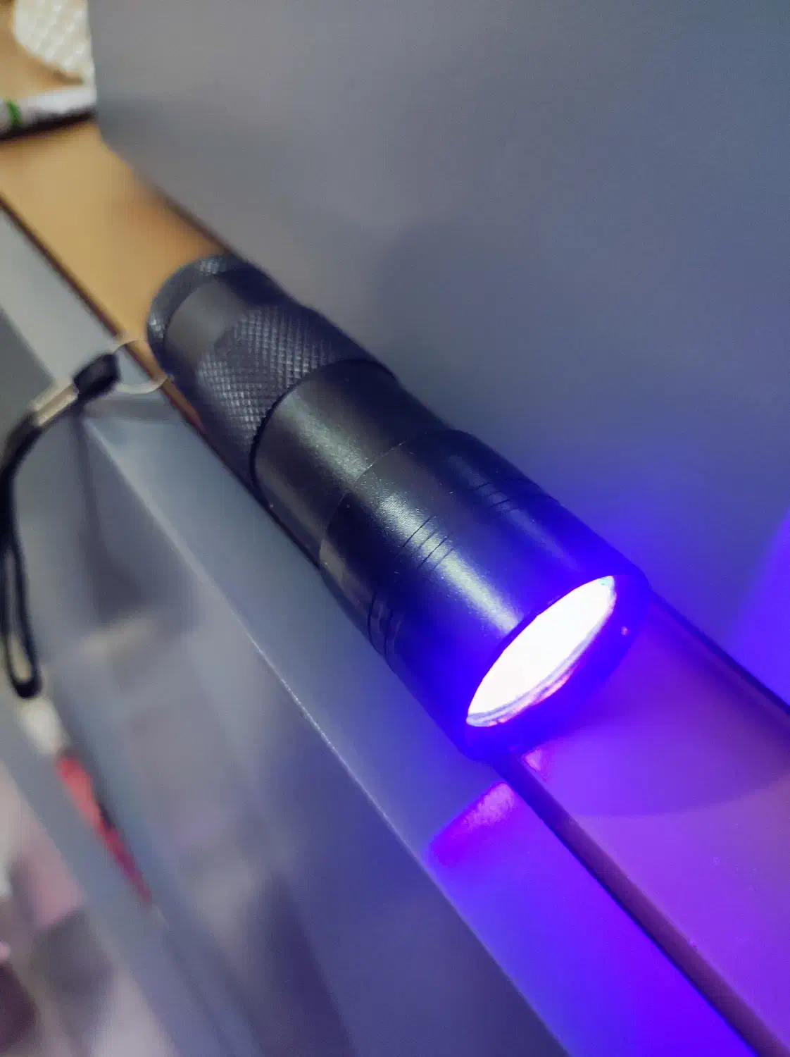 دستگاه یووی قلمی|آرایشی، بهداشتی، درمانی|مشگین شهر, |دیوار