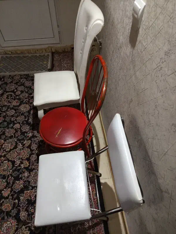 صندلی|صندلی و نیمکت|پرند, فاز ۴|دیوار