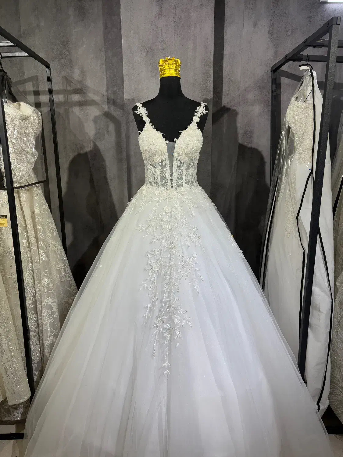 مزون لباس عروس|لباس|اصفهان, شاهزید|دیوار