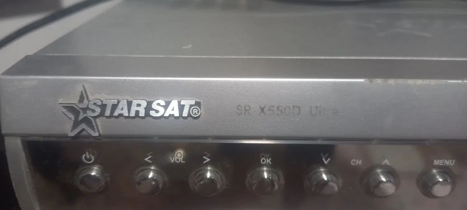 تلویزیون صفحه تخت سامسونگ و گیرنده|تلویزیون و پروژکتور|شیراز, جوادیه|دیوار