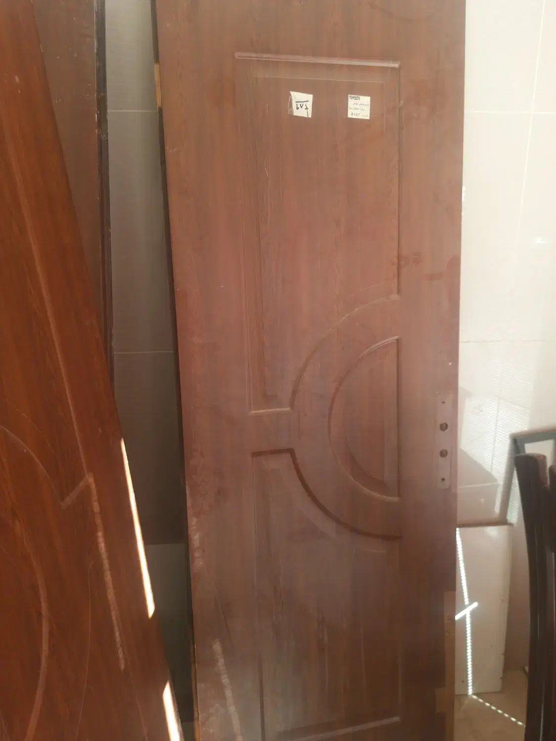 درب چوبی دو تیکه در حد نو|مصالح و تجهیزات ساختمان|اصفهان, ناژوان|دیوار