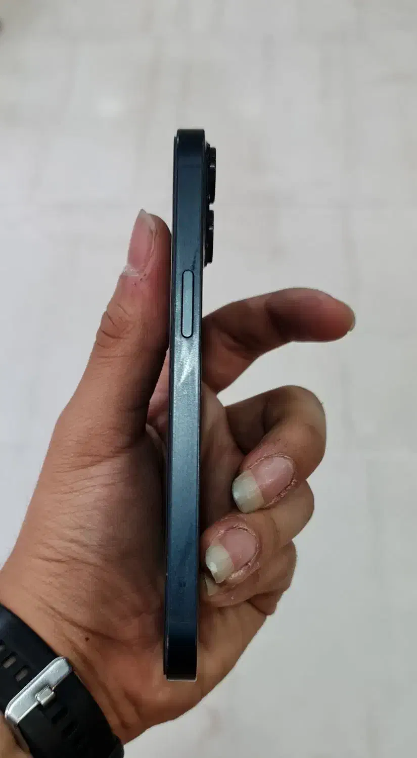 iphone 13 normal|موبایل|ساری, |دیوار