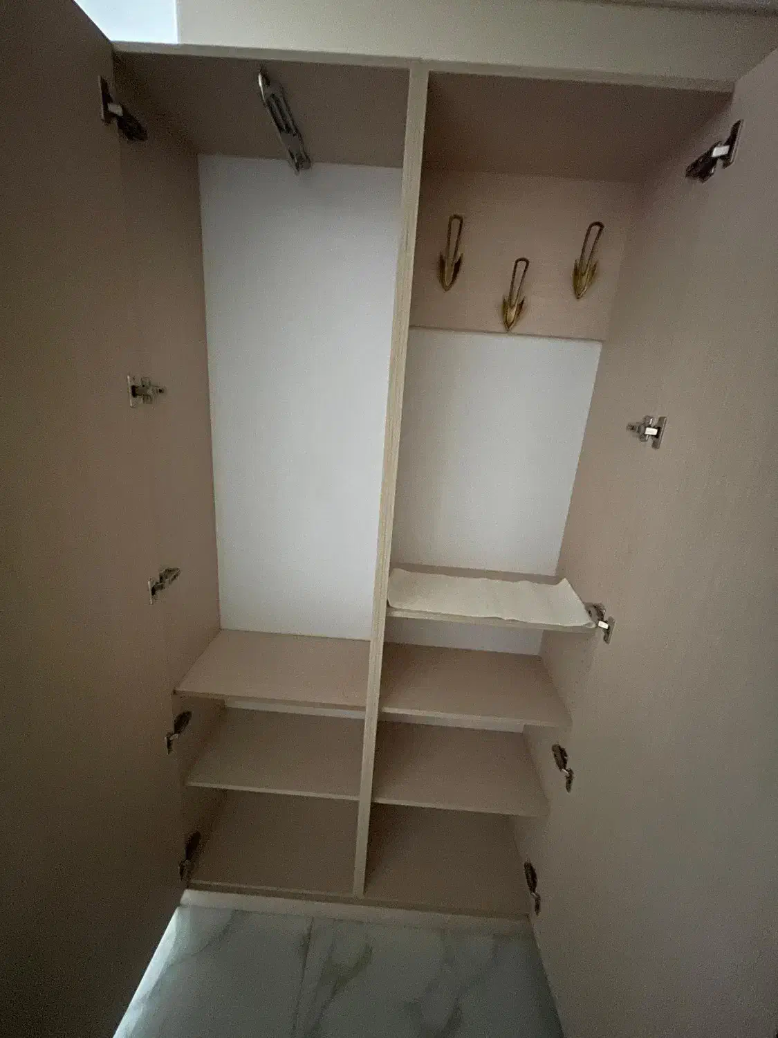 جاکفشی به همراه جالباسی|جاکفشی، کمد، دراور|تهران, قیطریه|دیوار