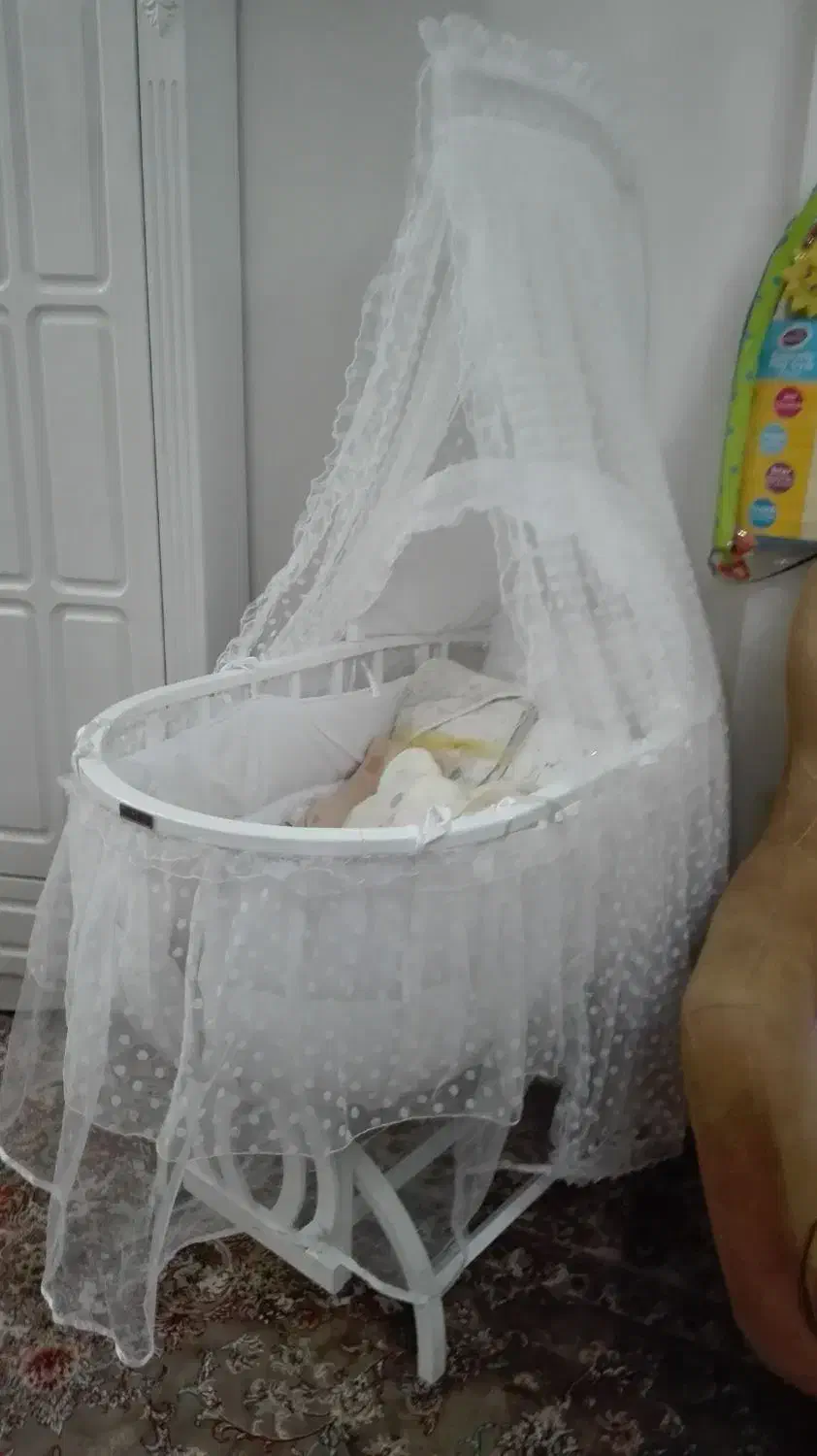 گهواره نوزاد خارجی|تخت و سرویس خواب|تهران, مهرآباد جنوبی|دیوار