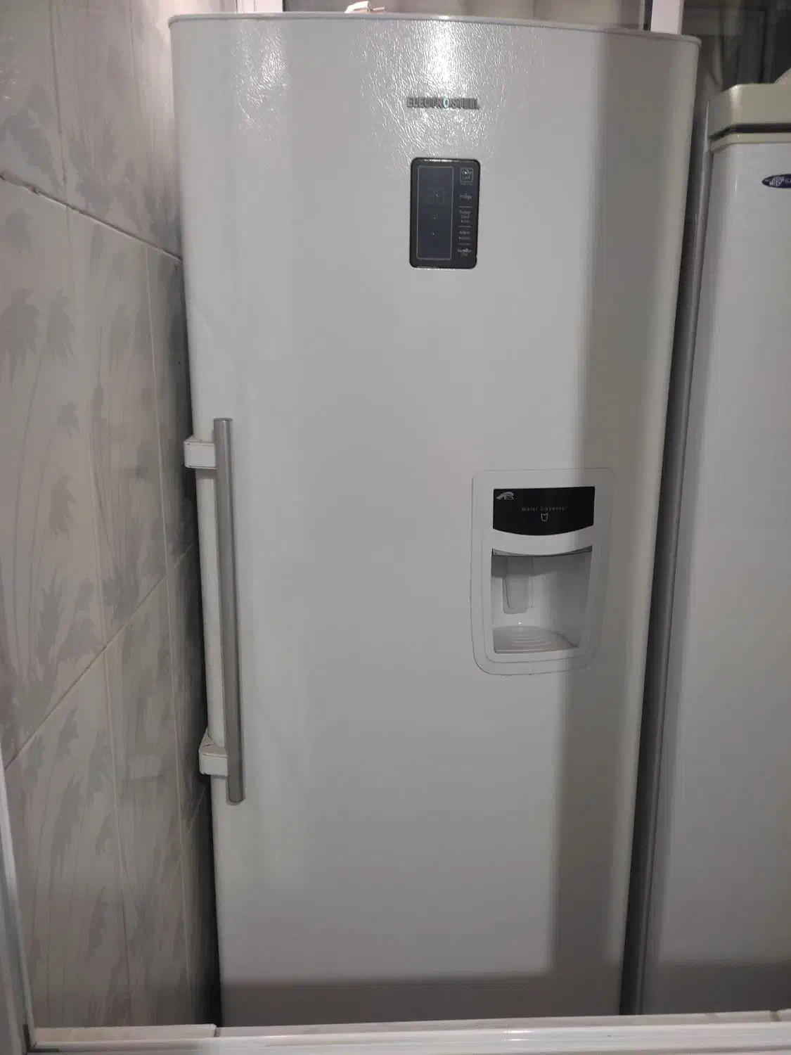 یخچال الکترواستیل|یخچال و فریزر|فولادشهر, C8|دیوار