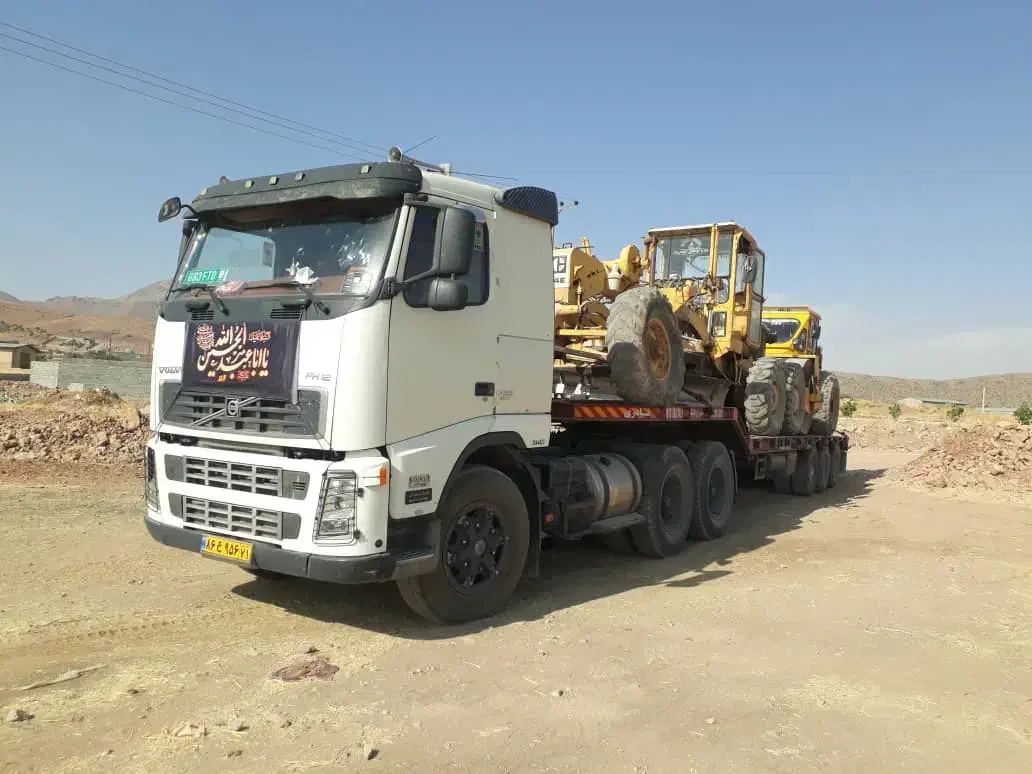 Fh420 مدل ۸۴|خودرو سنگین|لردگان, |دیوار