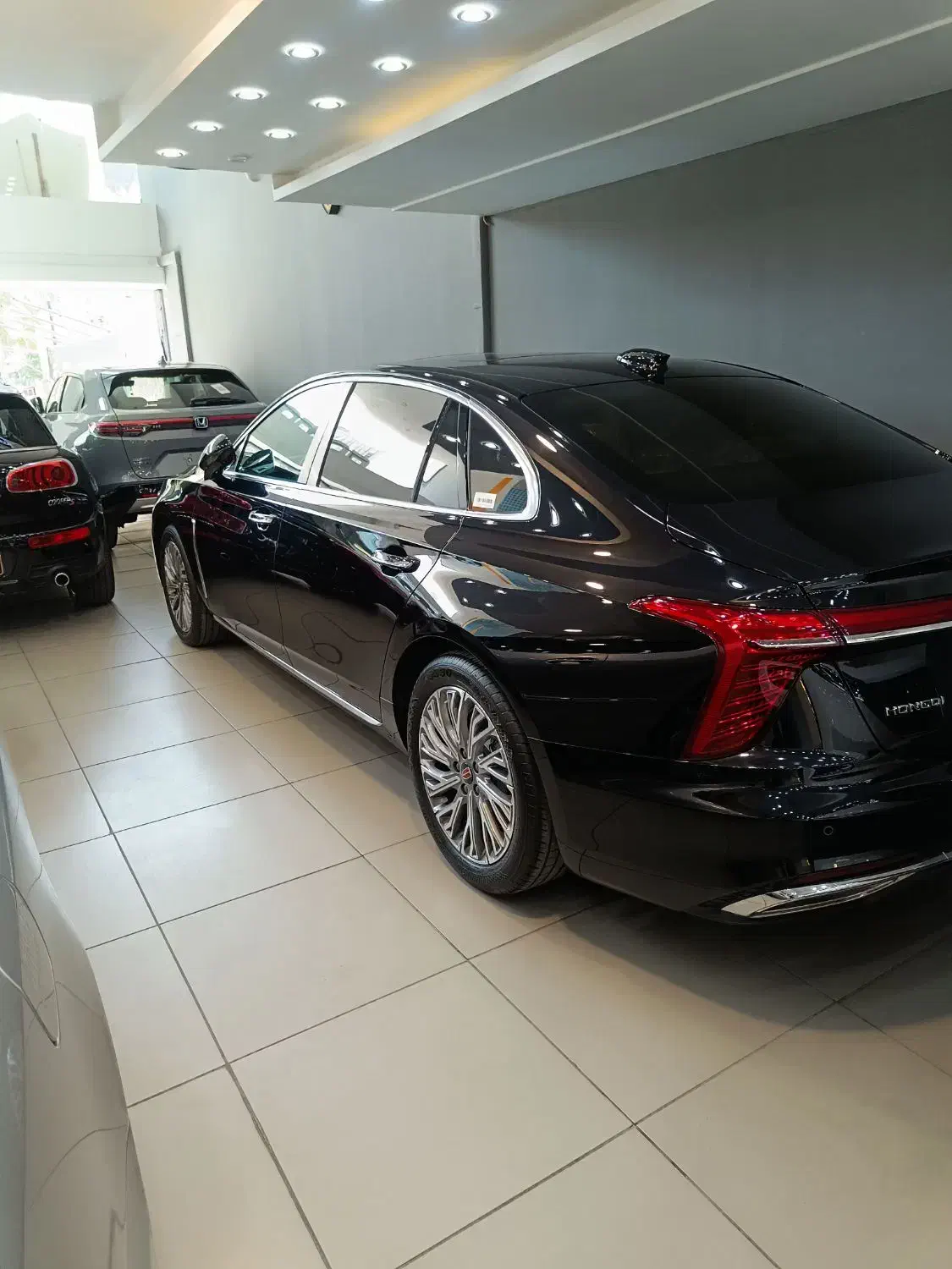 هونگچی H5 مدل ۱۴۰۳ صفر اقساطی و نقدی|خودرو سواری و وانت|شیراز, ستارخان|دیوار