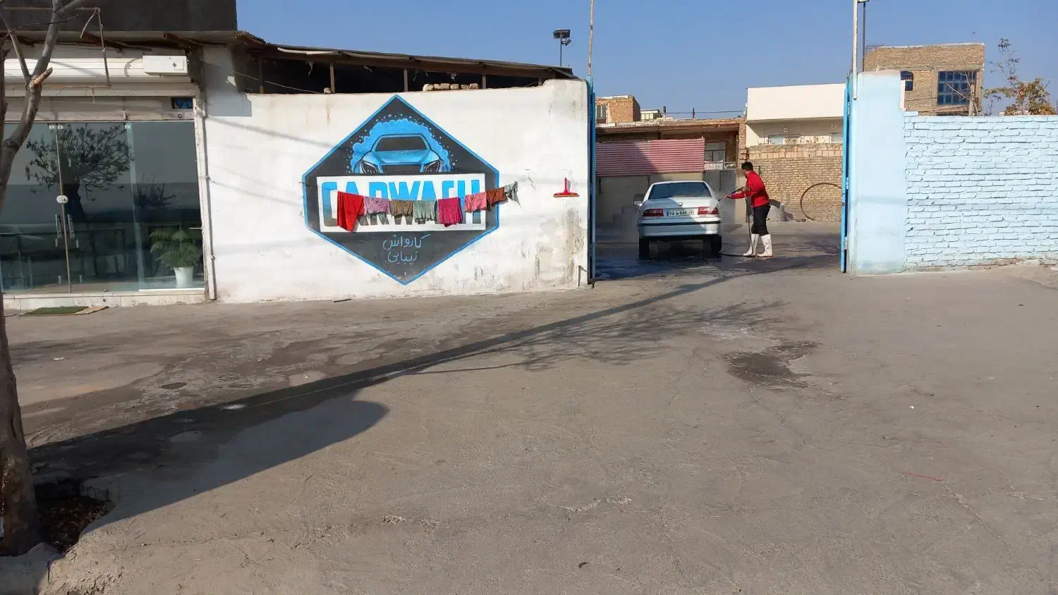 اجاره کارواش بلوار کشاورز و اپارتمان 90 متری شاهد|اجارهٔ مغازه و غرفه|اسفراین, |دیوار