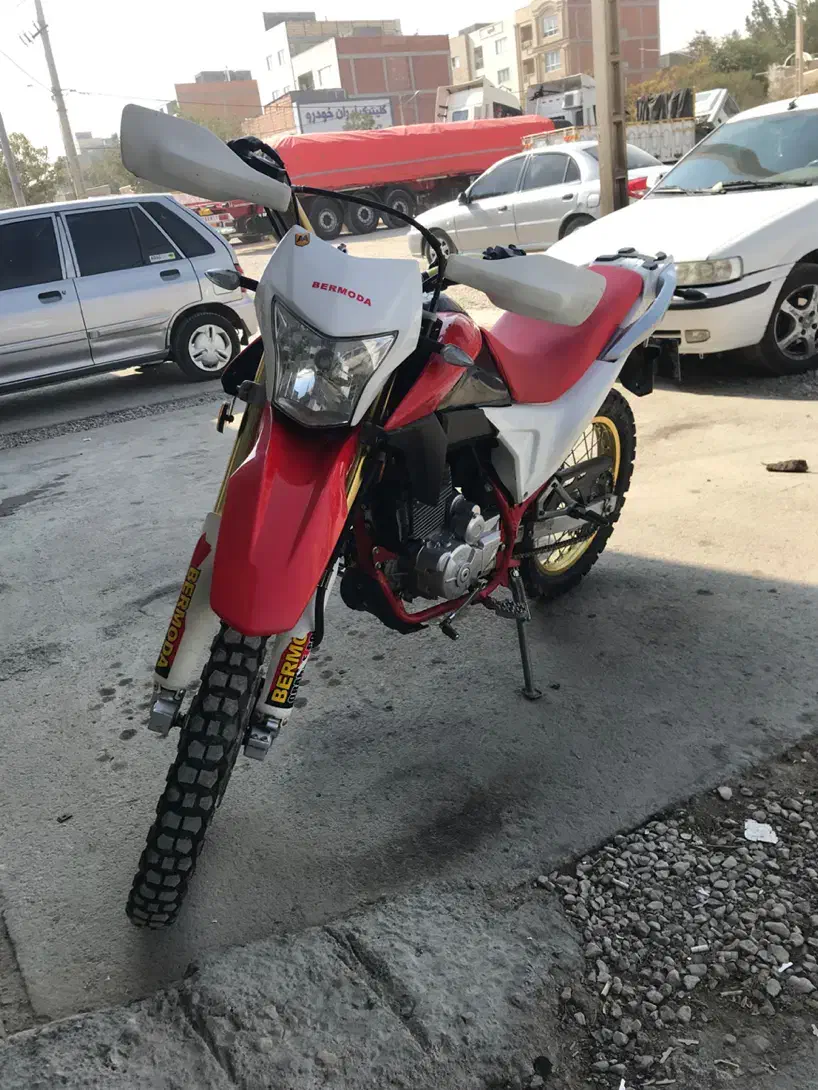 تریل برمودا ۲۵۰وارداتی|موتورسیکلت|بجنورد, |دیوار