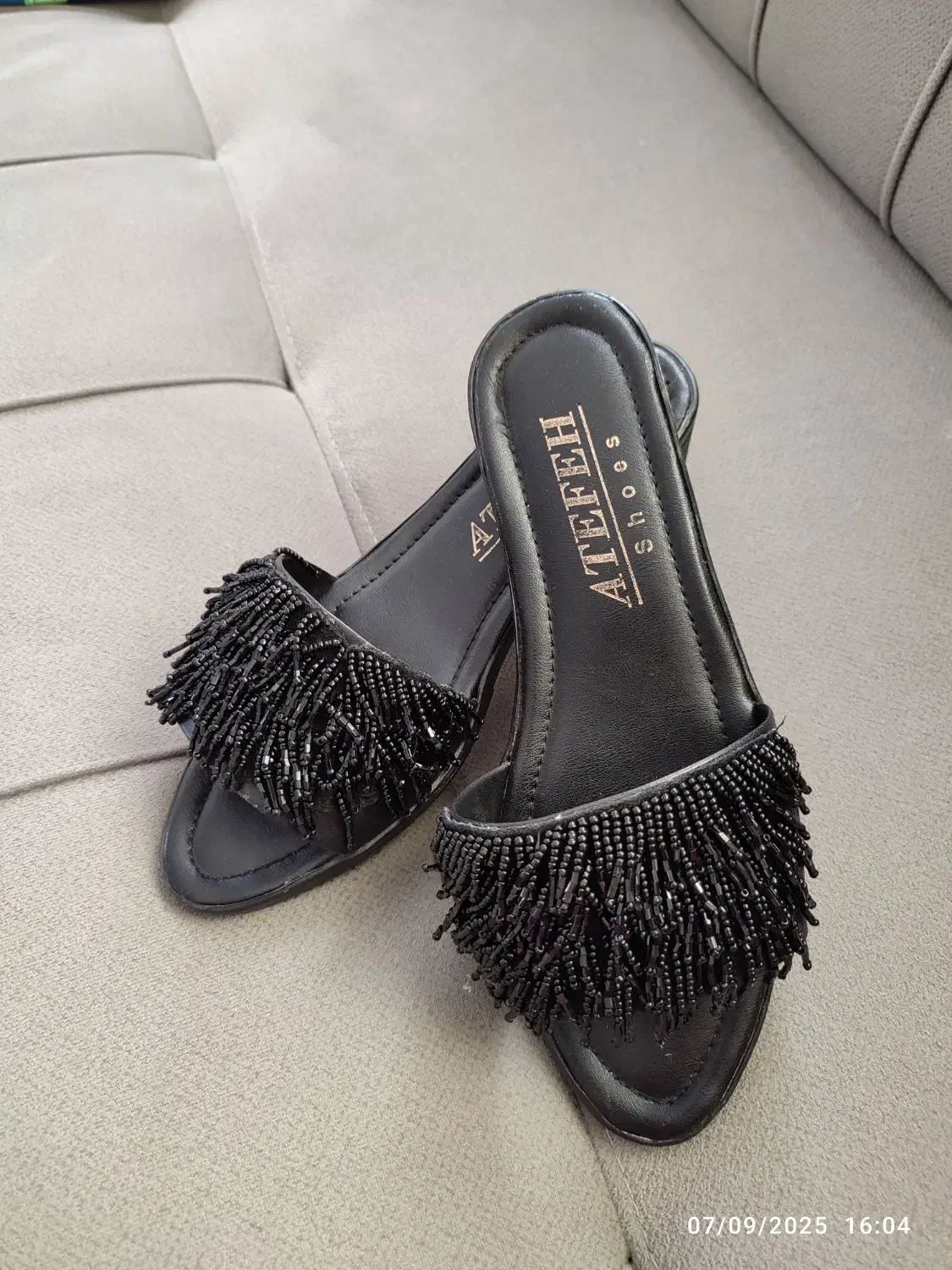 دمپایی مجلسی|کیف، کفش، کمربند|نقده, |دیوار